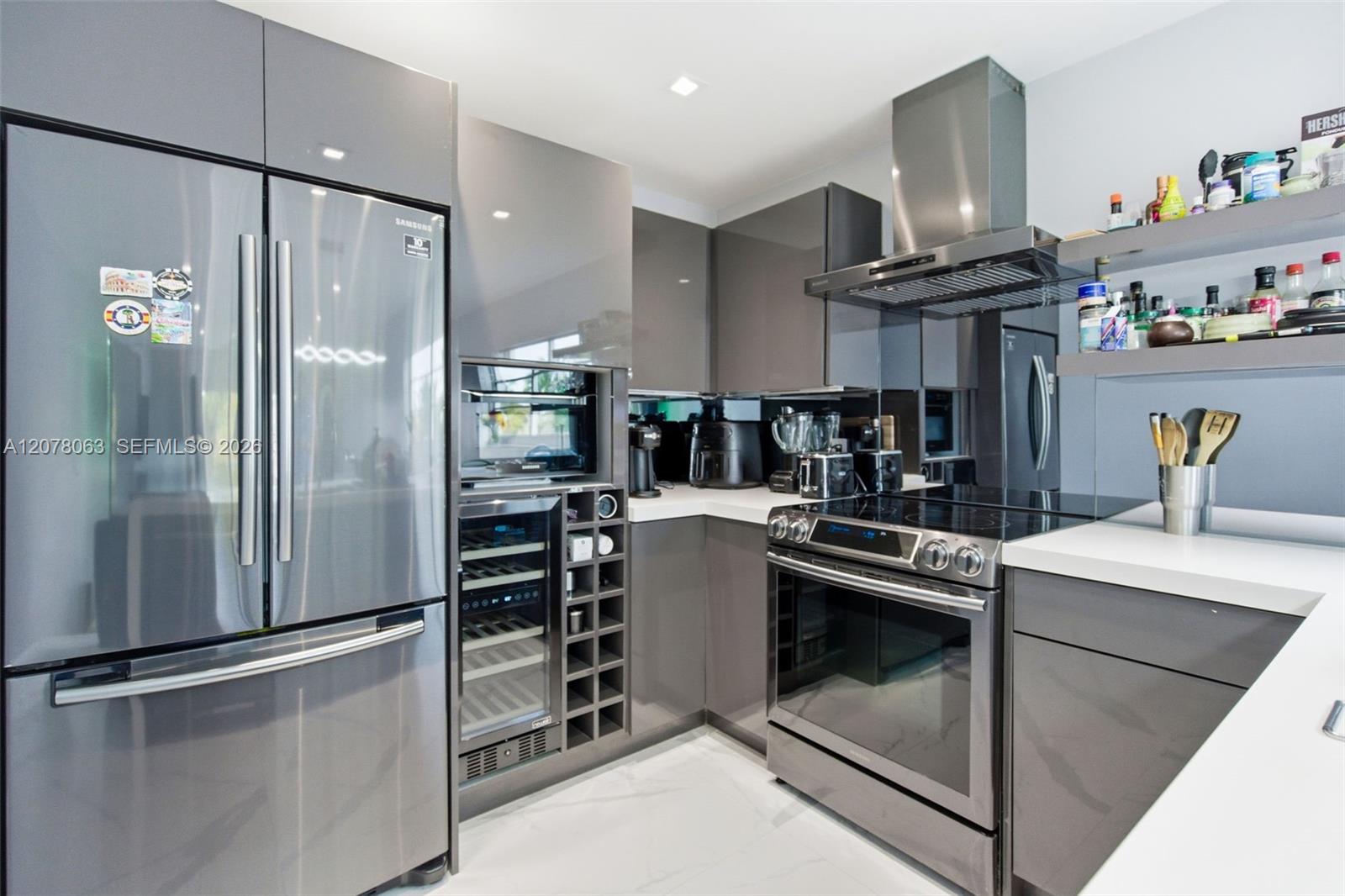 1428 Euclid Ave # 207 — Photo 3