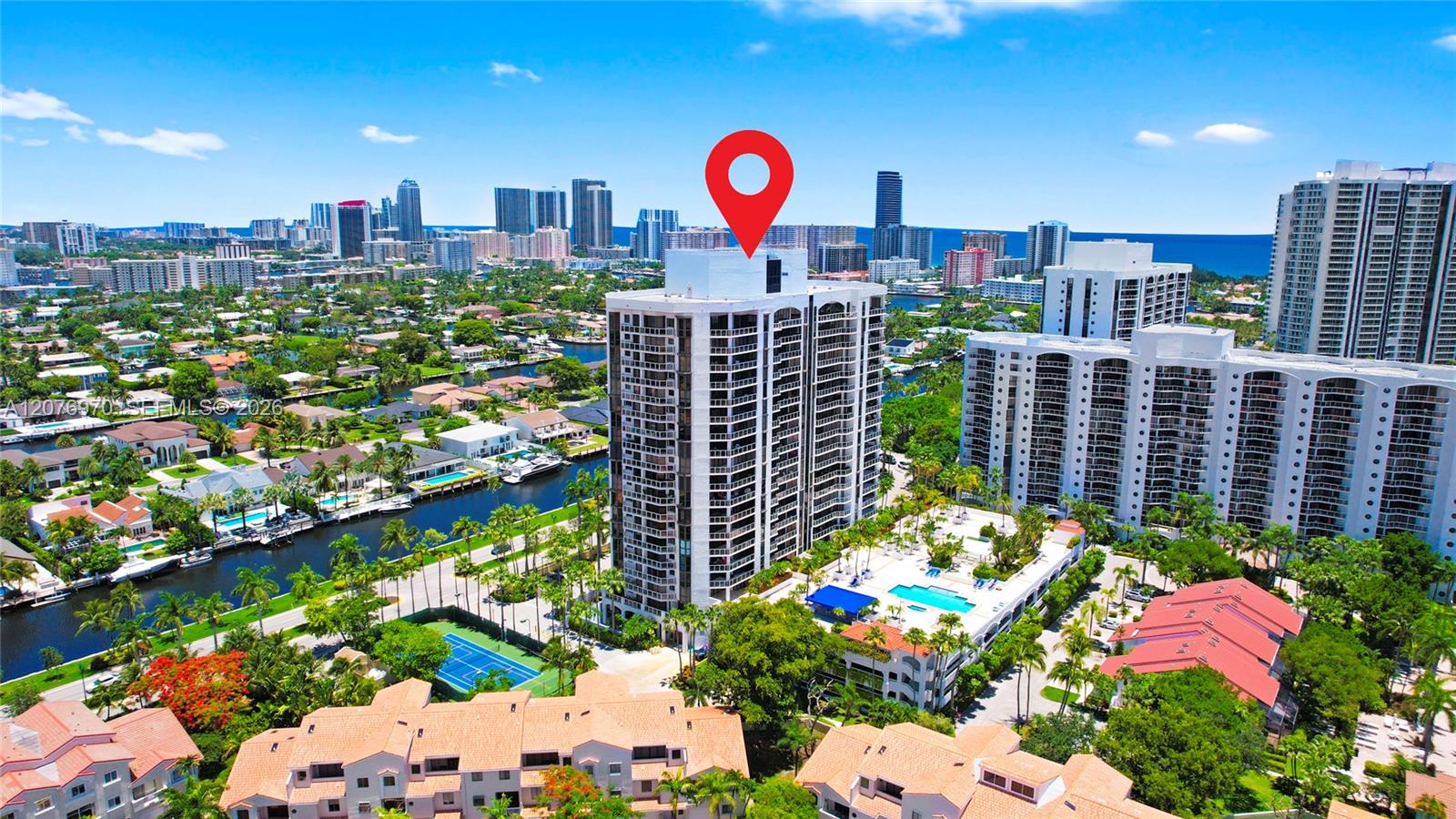 3600 Yacht Club Dr # 1602 — Photo 2