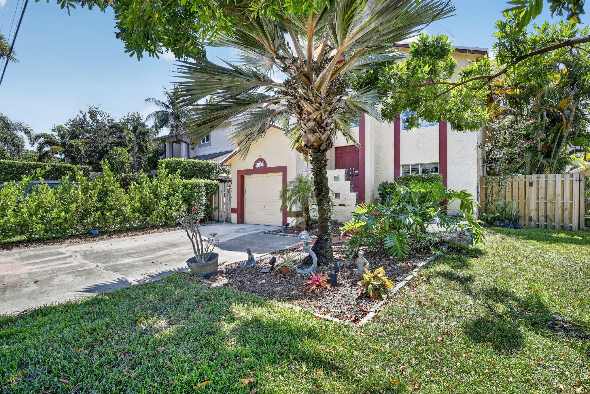 1447 SW 6th Avenue — Photo 3