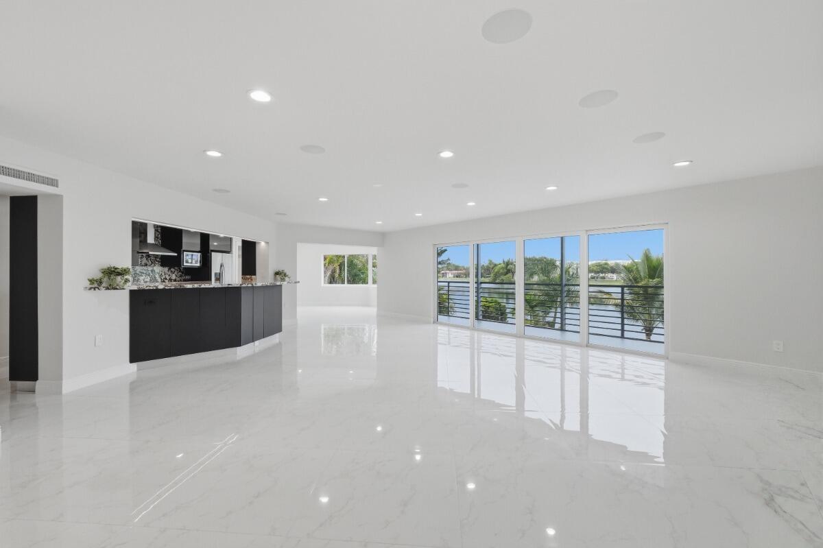 877 NE 195TH Street # 222, Miami FL 33179