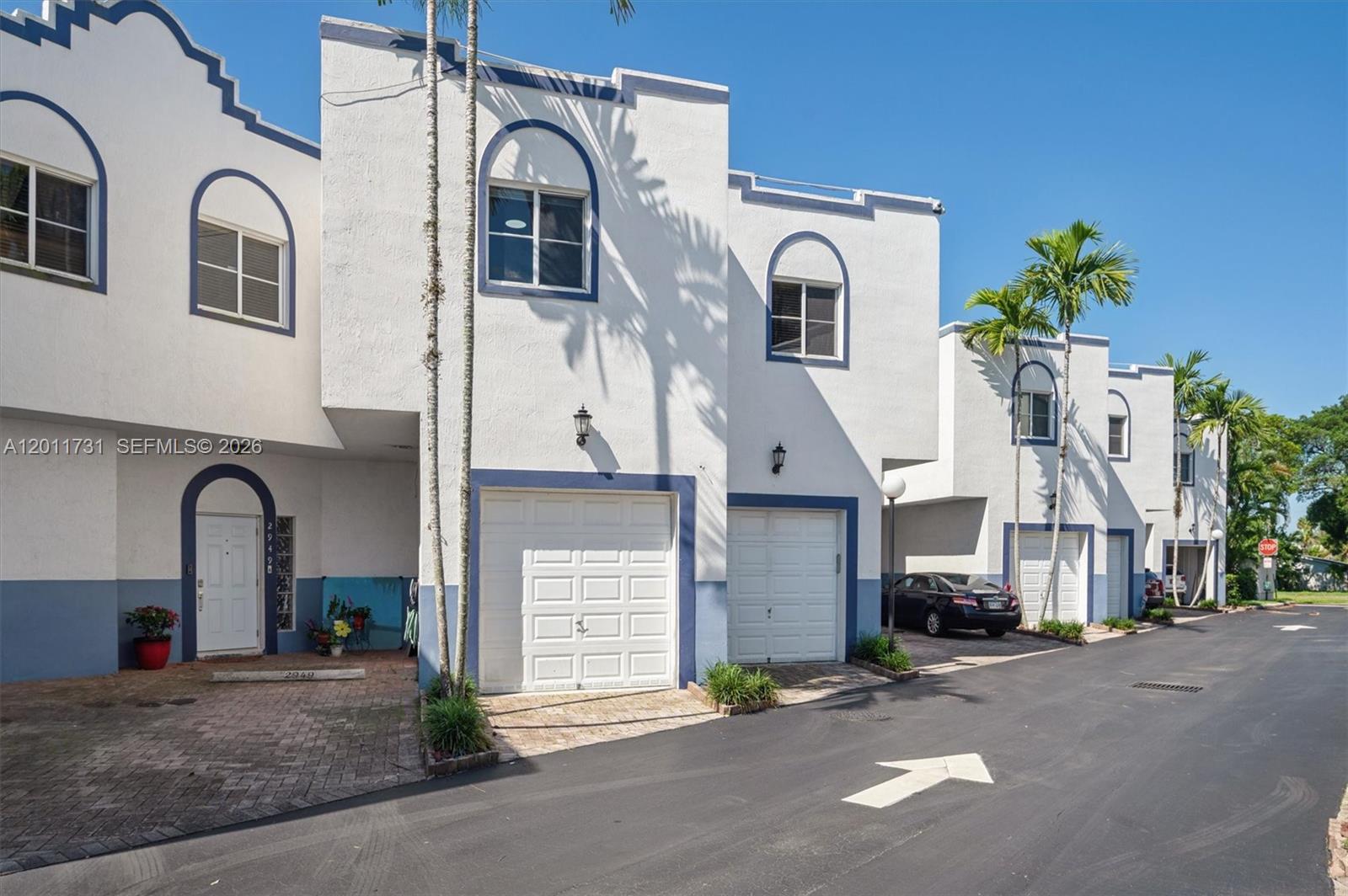 2949 SW 18th Ter — Photo 4