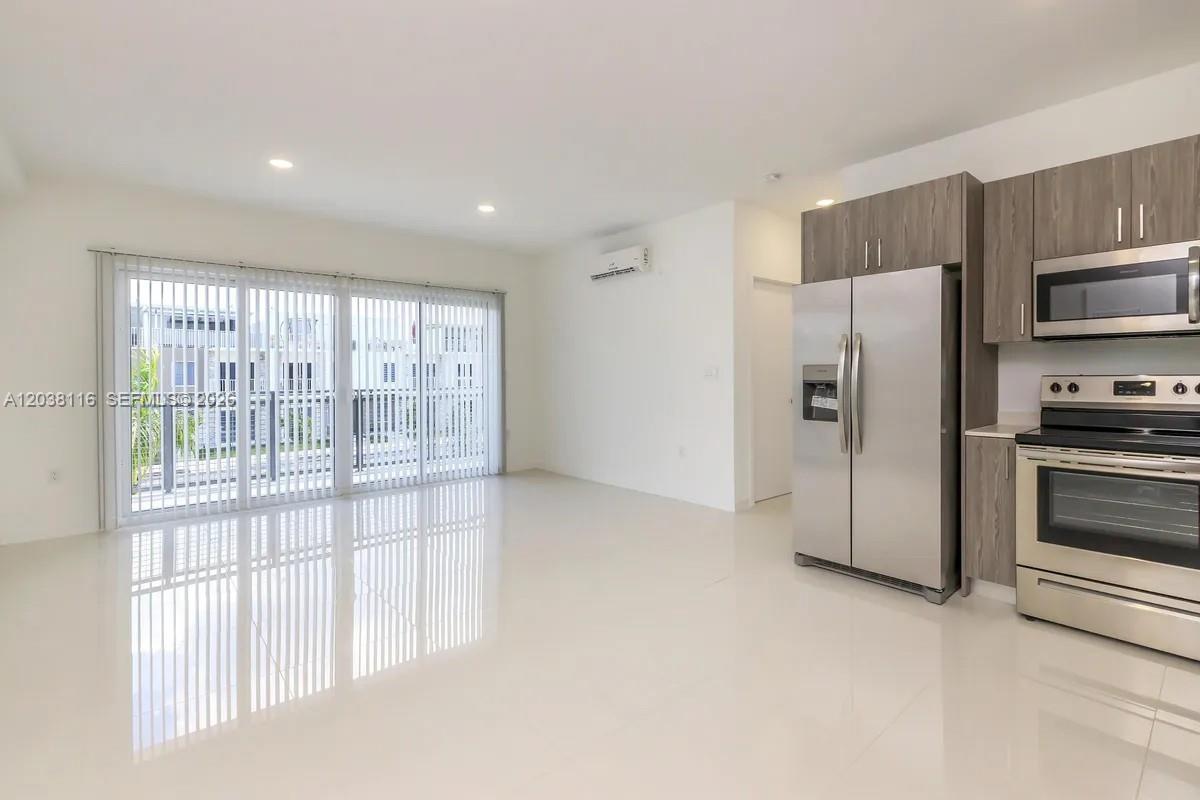 25850 SW 140th Ct # 304, Homestead FL 33032
