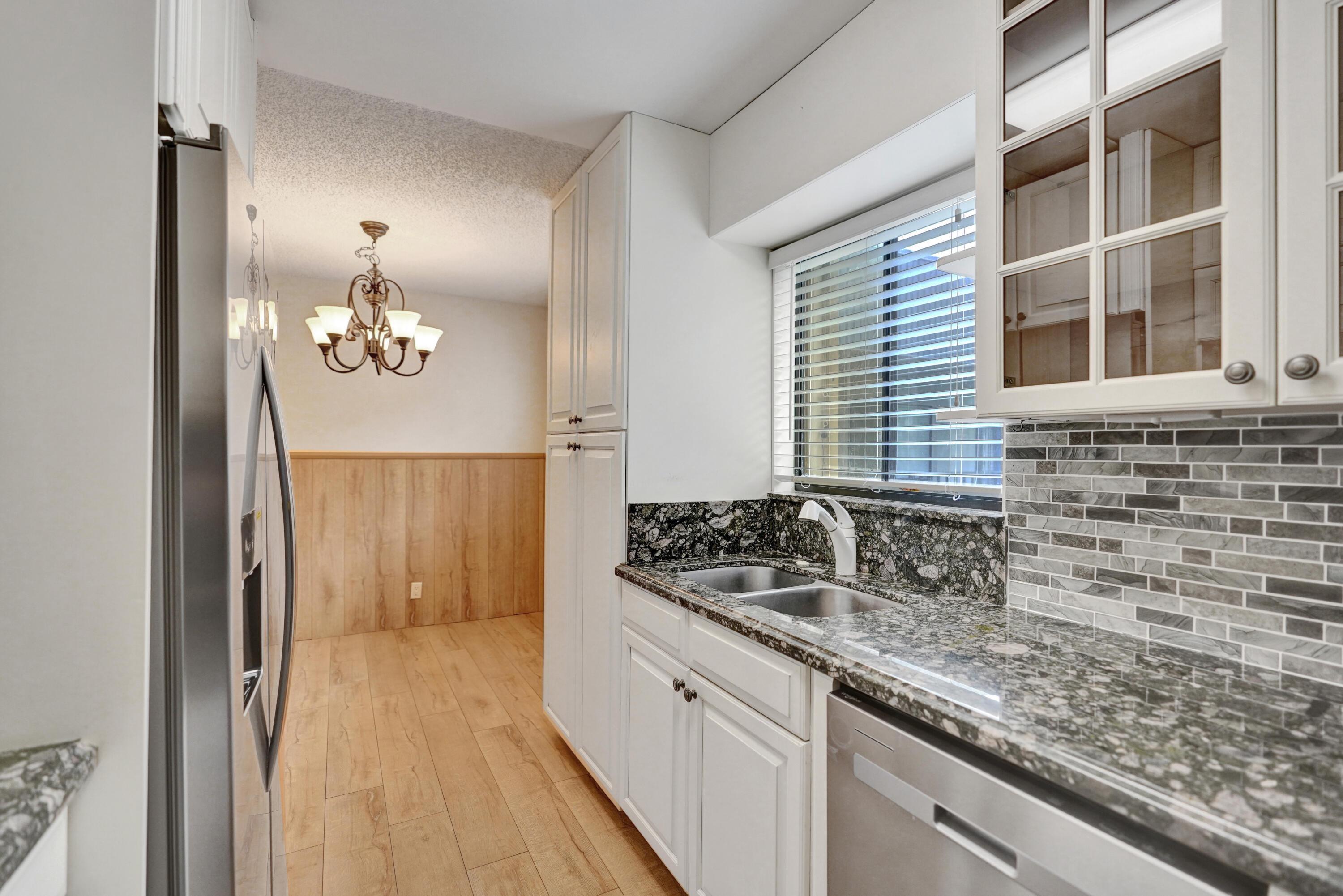 15036 Ashland Lane # 70 — Photo 4