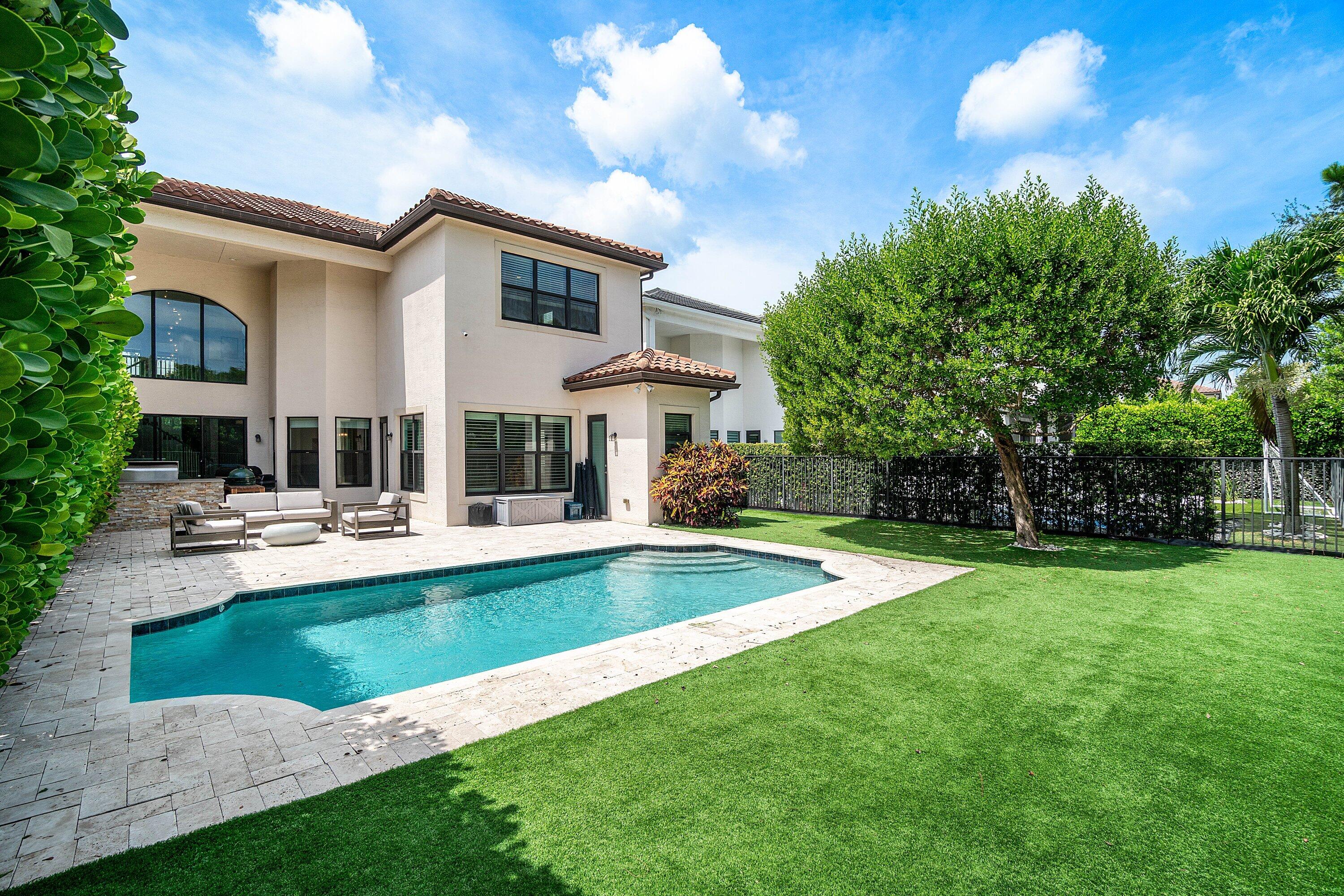 16226 Cabernet Drive — Photo 2