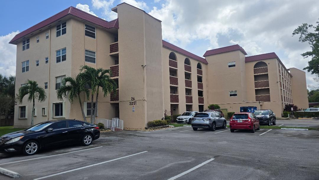 3251 Holiday Springs Boulevard # 302, Margate FL 33063