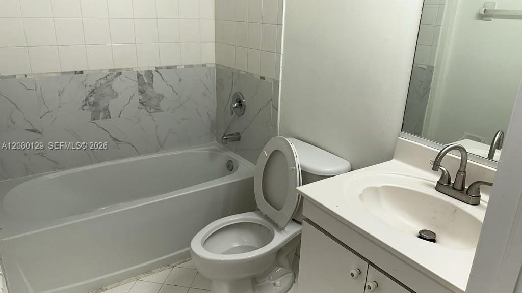 2921 SE 12th Rd # 56 — Photo 5
