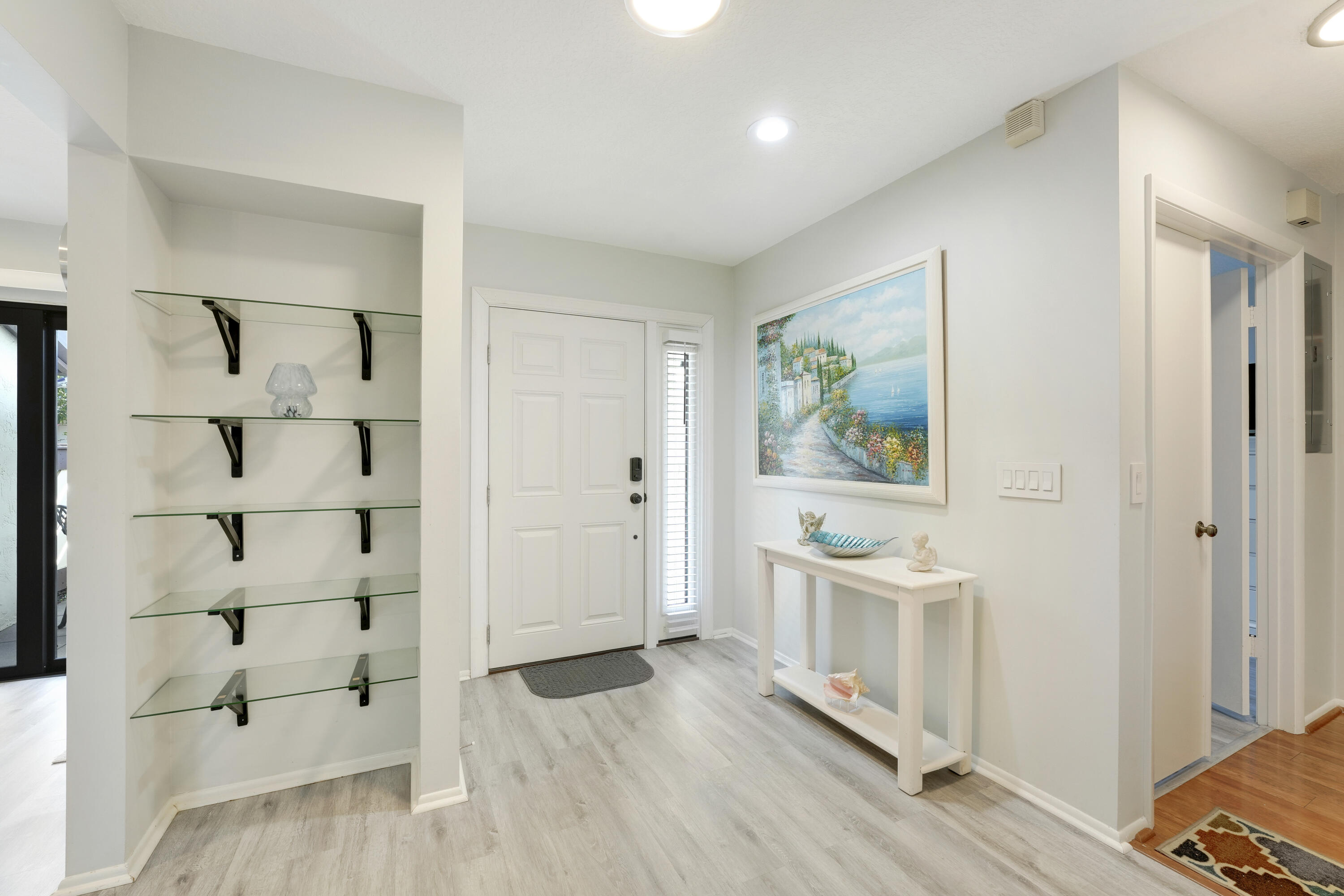 205 STAR CLUSTERS Court — Photo 4