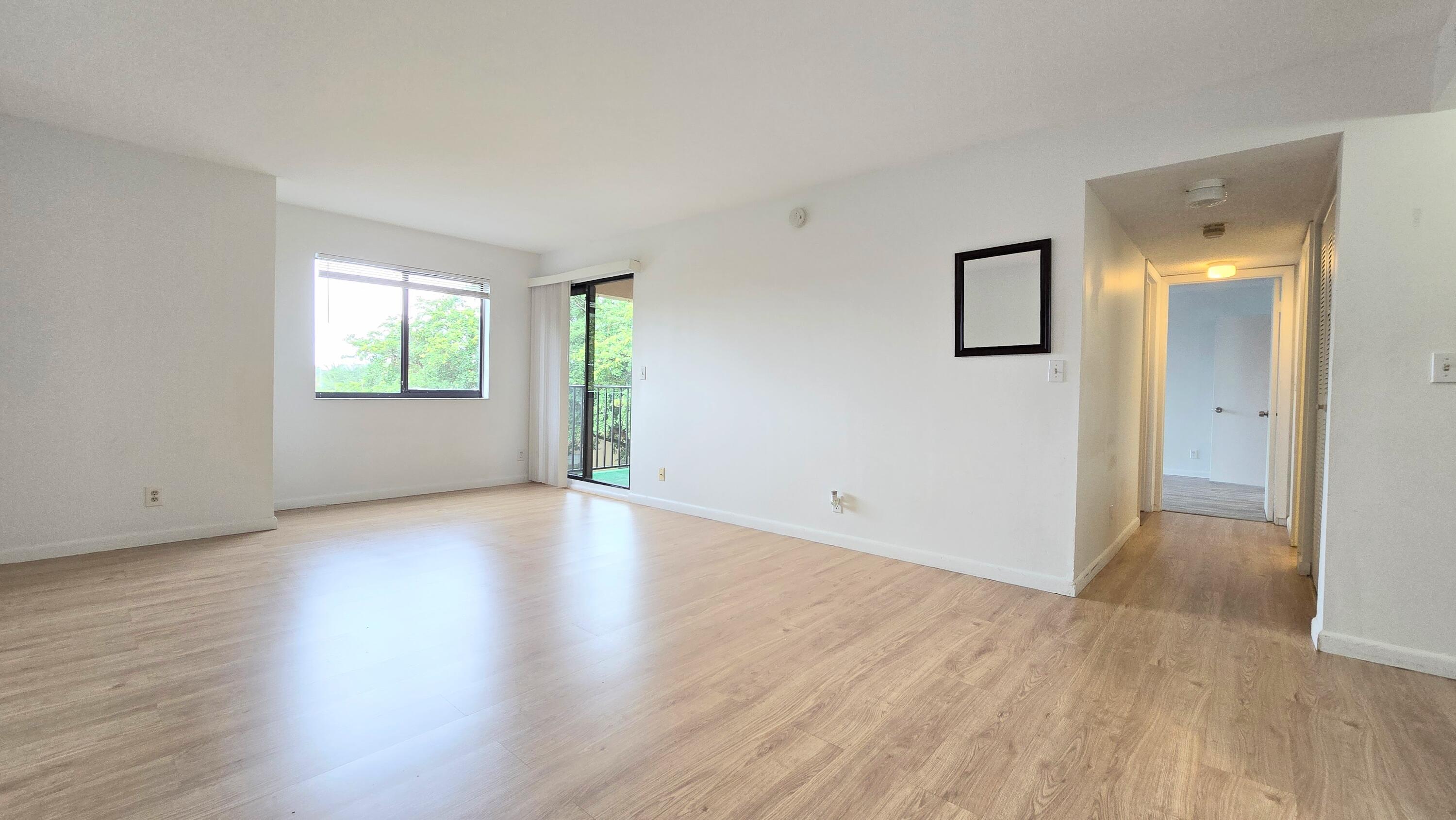 10001 W Atlantic Boulevard Unit 327 — Photo 2