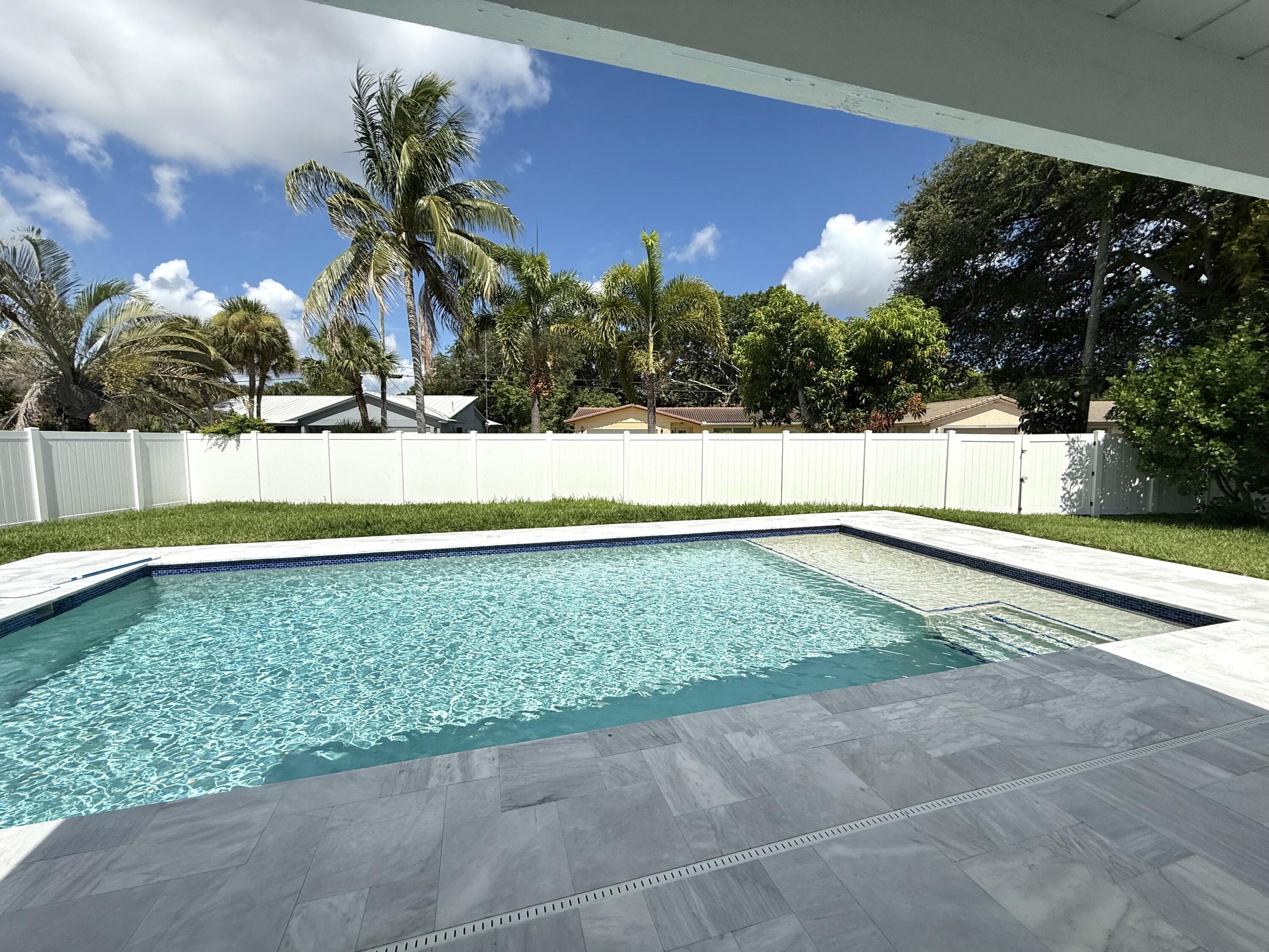 1101 NW 5TH Avenue — Photo 4