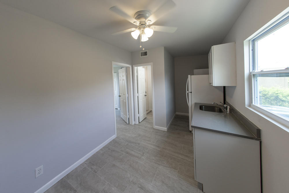 4116 VIRGINIA Terrace # B — Photo 2