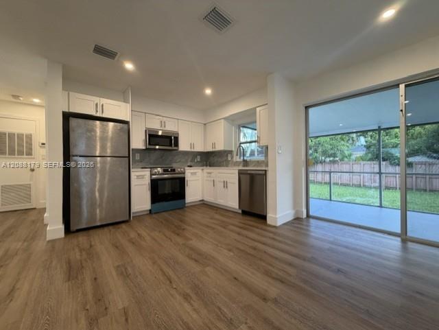 3034 Arthur St — Photo 2