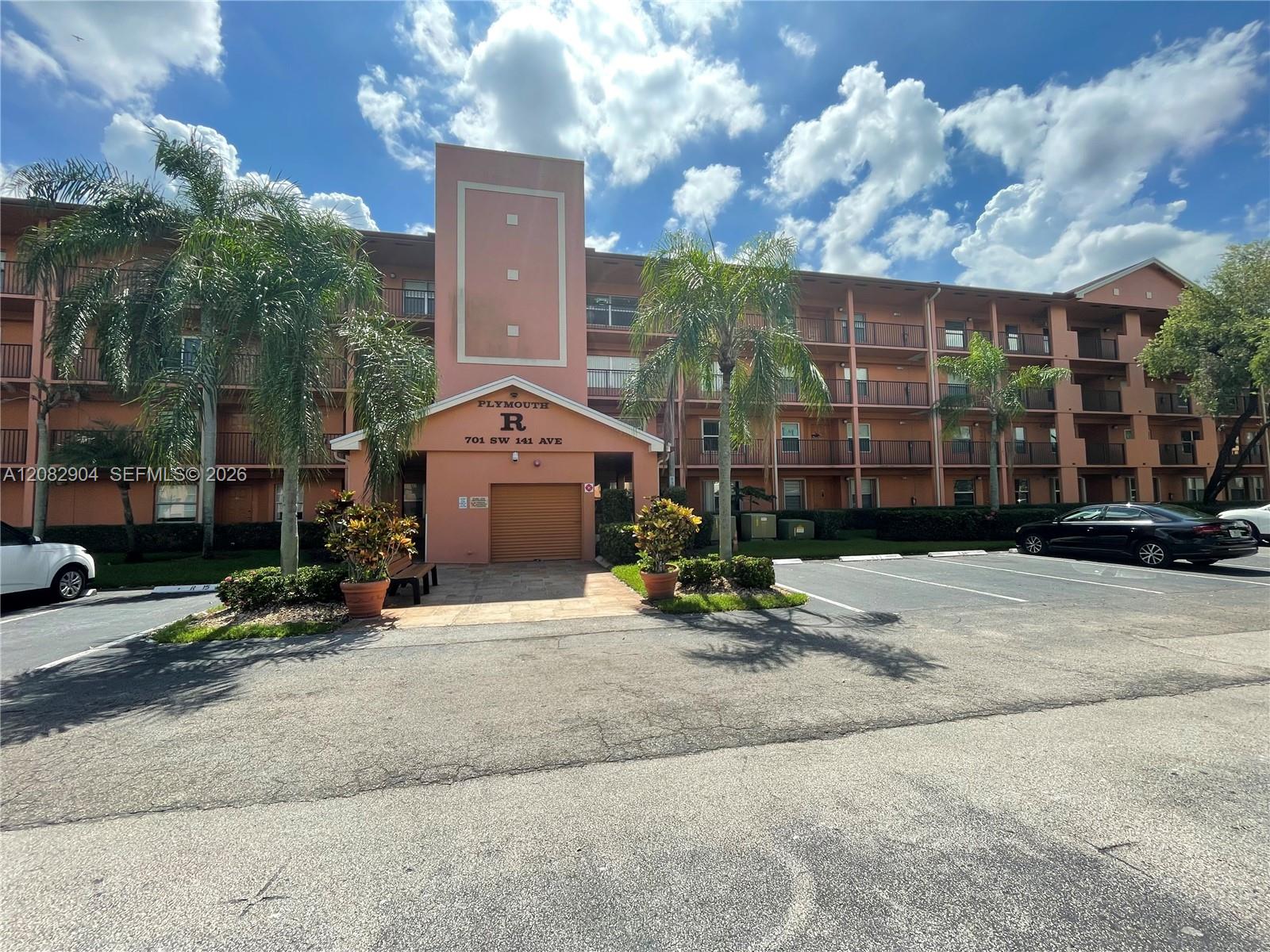 701 SW 141st Ave # 110R, Pembroke Pines FL 33027
