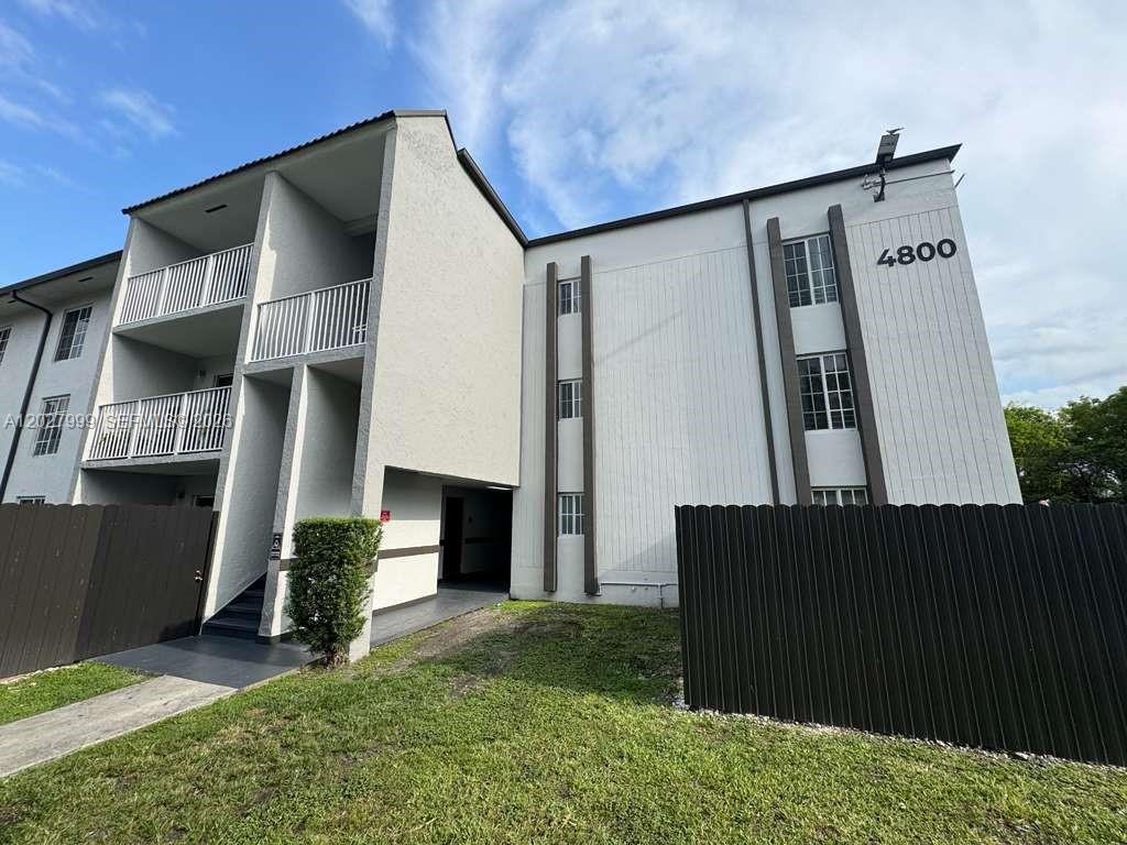 4800 NW 79th Ave # 208, Doral FL 33166