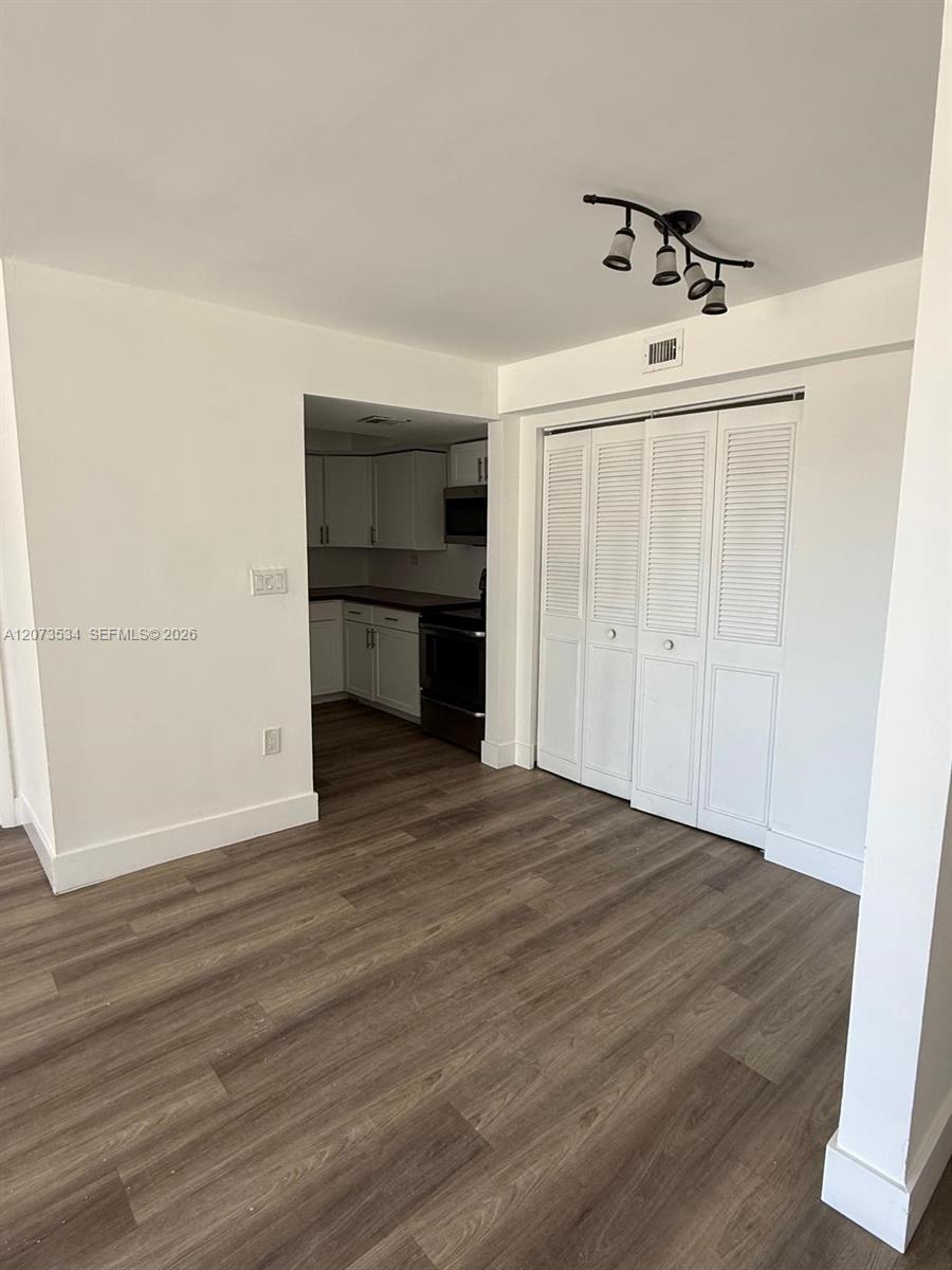 1720 NW N River Dr # 408 — Photo 4
