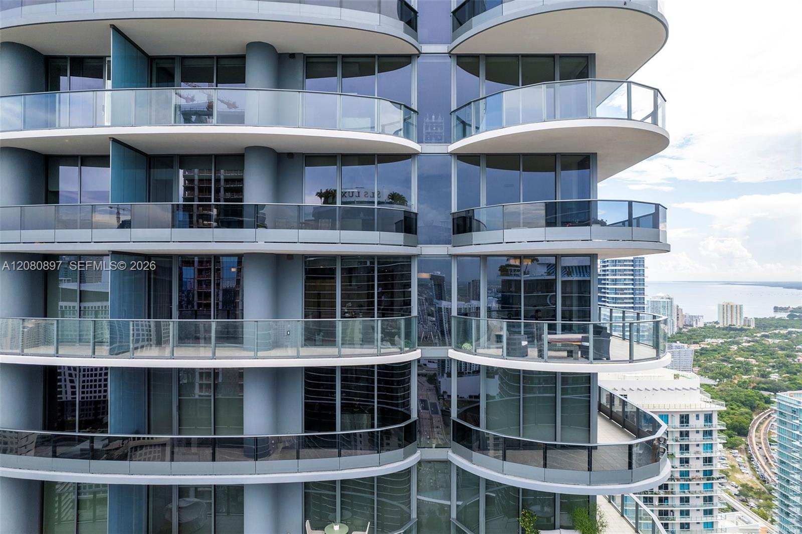 1000 Brickell Plz # PH5307 — Photo 5