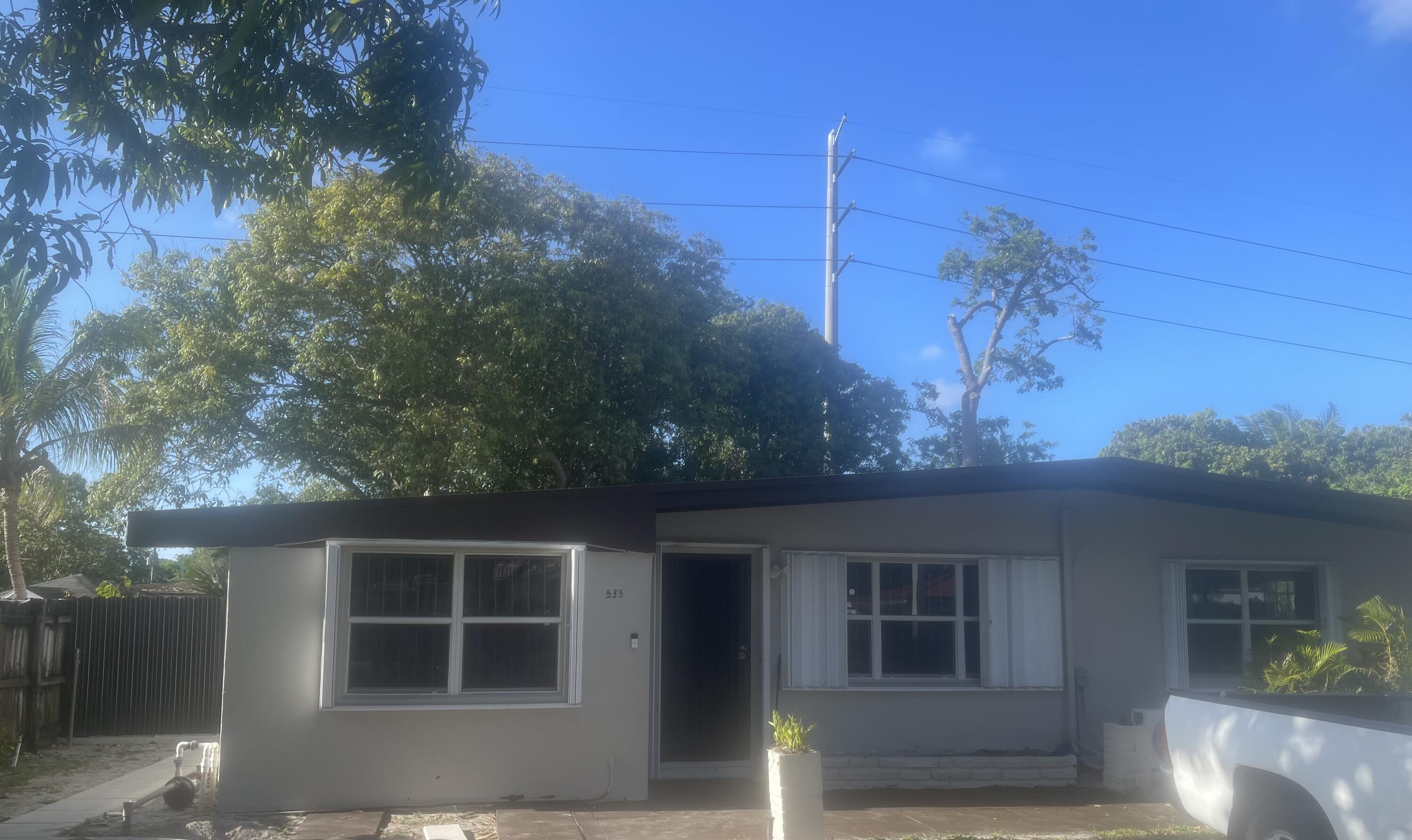 535 NW 127TH Street, North Miami FL 33168