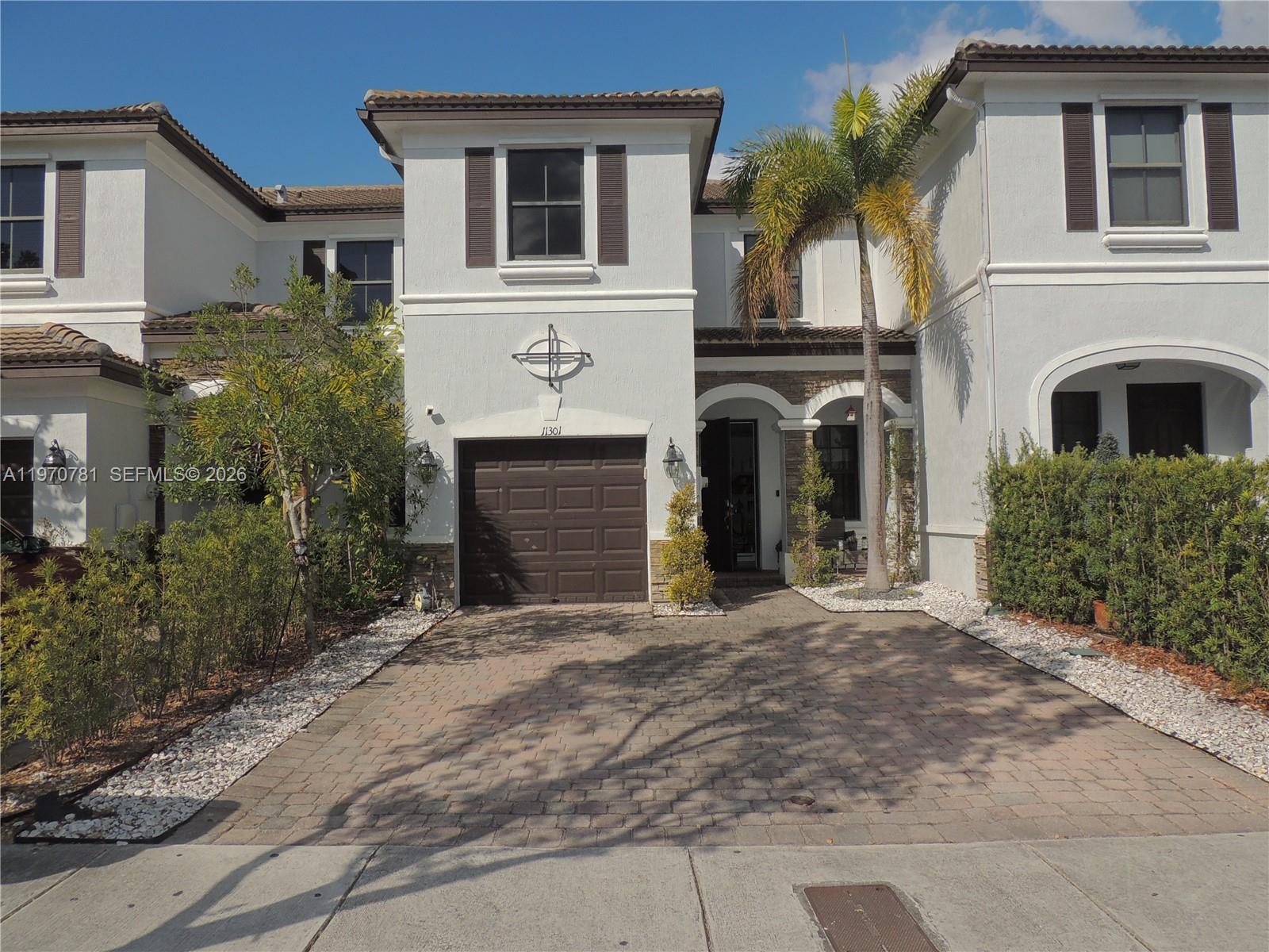 11301 NW 88th Ter, Doral FL 33178