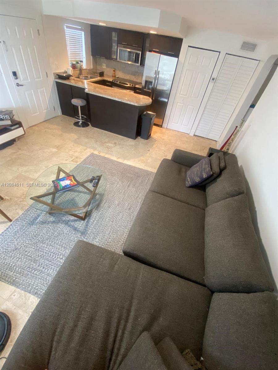 3101 SW 27th Ave # 201 — Photo 3
