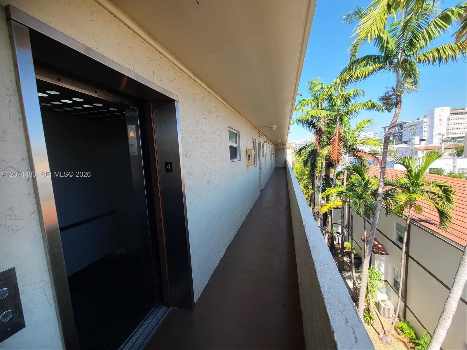 1612 Jefferson Ave # 403 View 4