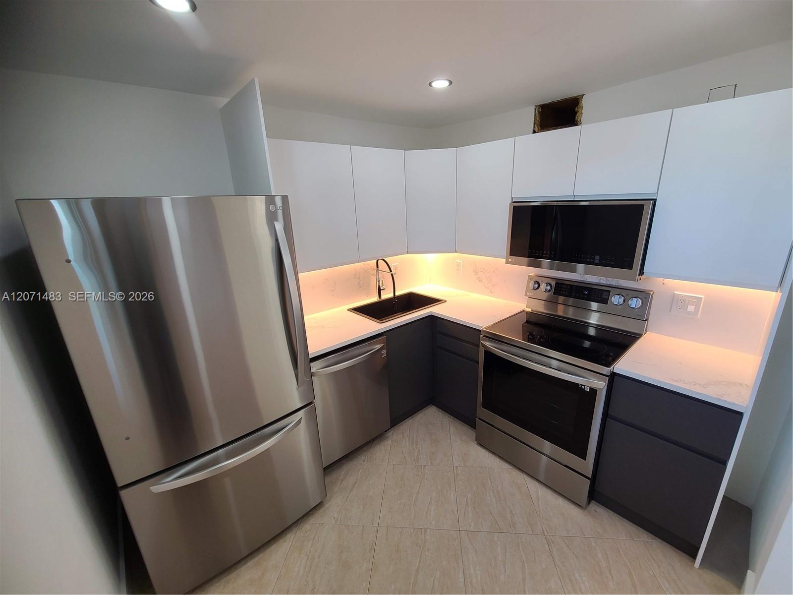 1612 Jefferson Ave # 403 View 5