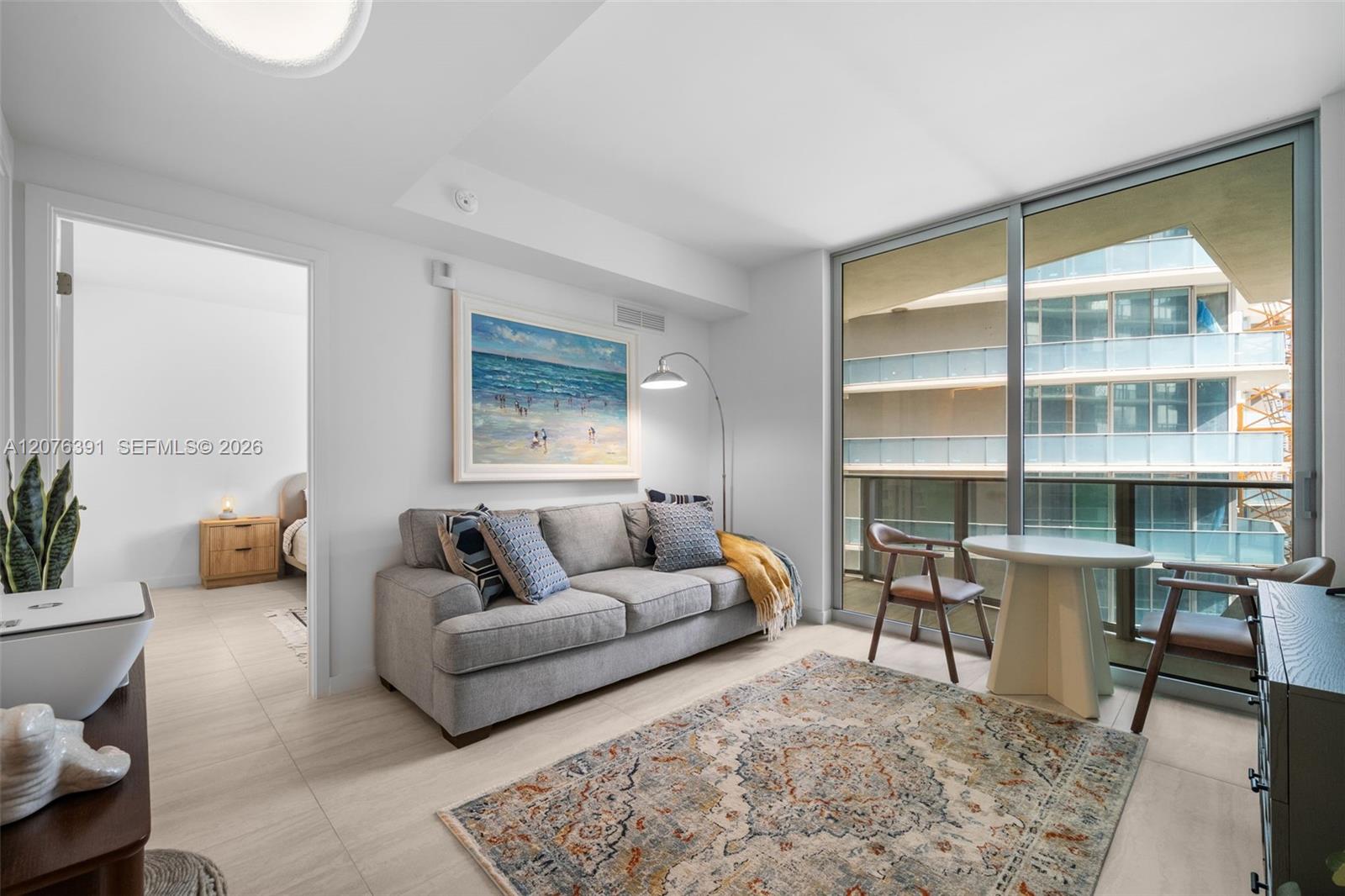 77 SE 5th St # 2805 — Photo 4