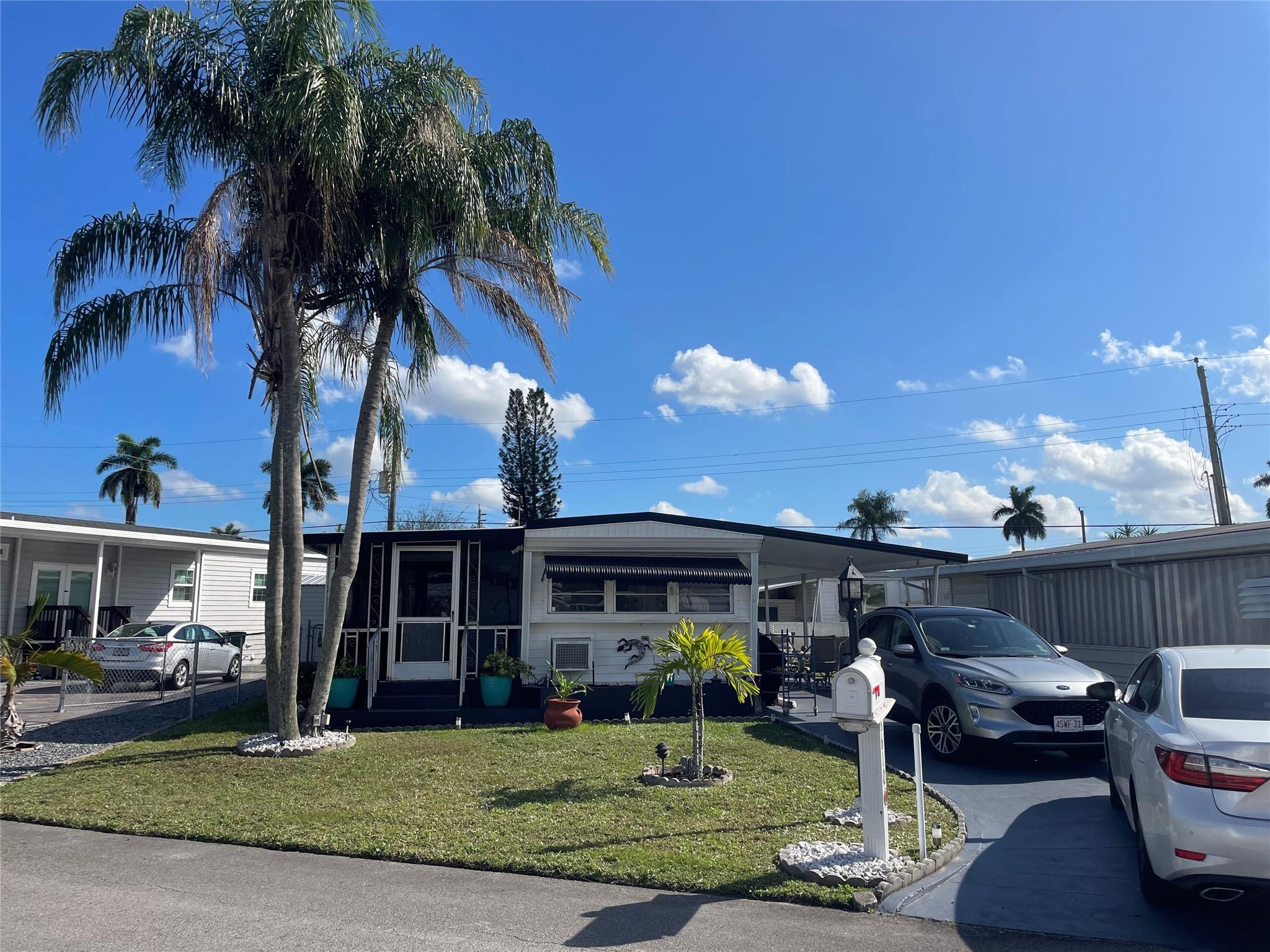 8610 SW 18th Court, Davie FL 33324