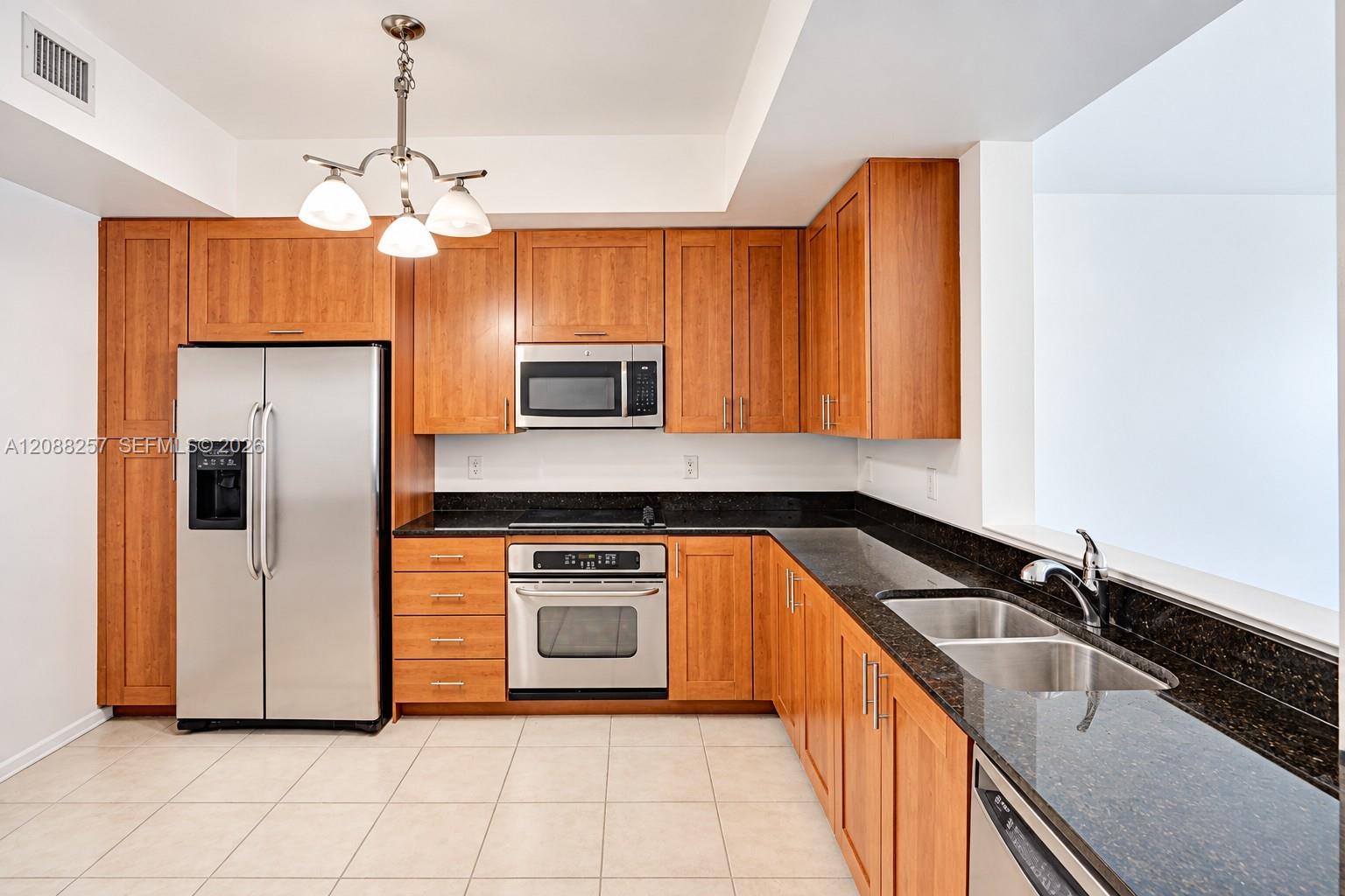 3340 NE 190 ST # 1204 — Photo 3
