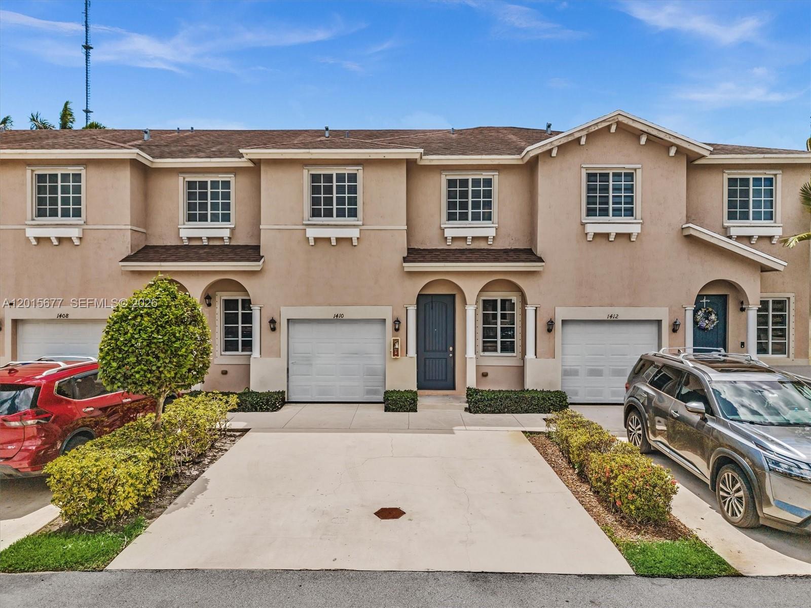 1410 NW 214th Ter, Miami Gardens FL 33169