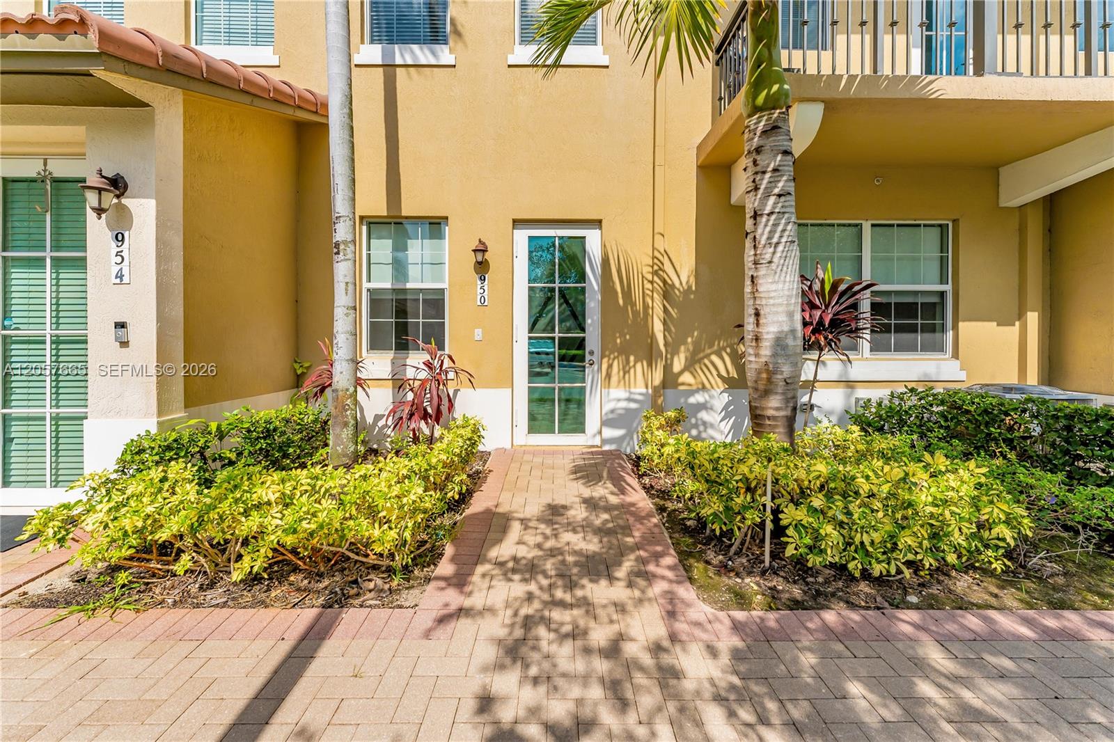 950 SW 147th Ave # 2611 — Photo 3