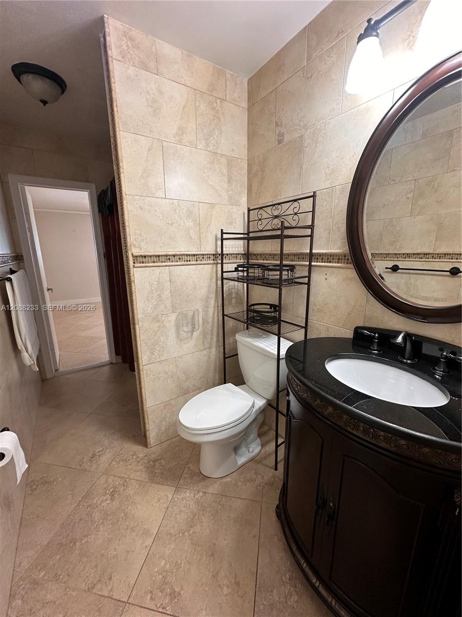 7050 SW 5th Ct # 0 — Photo 5