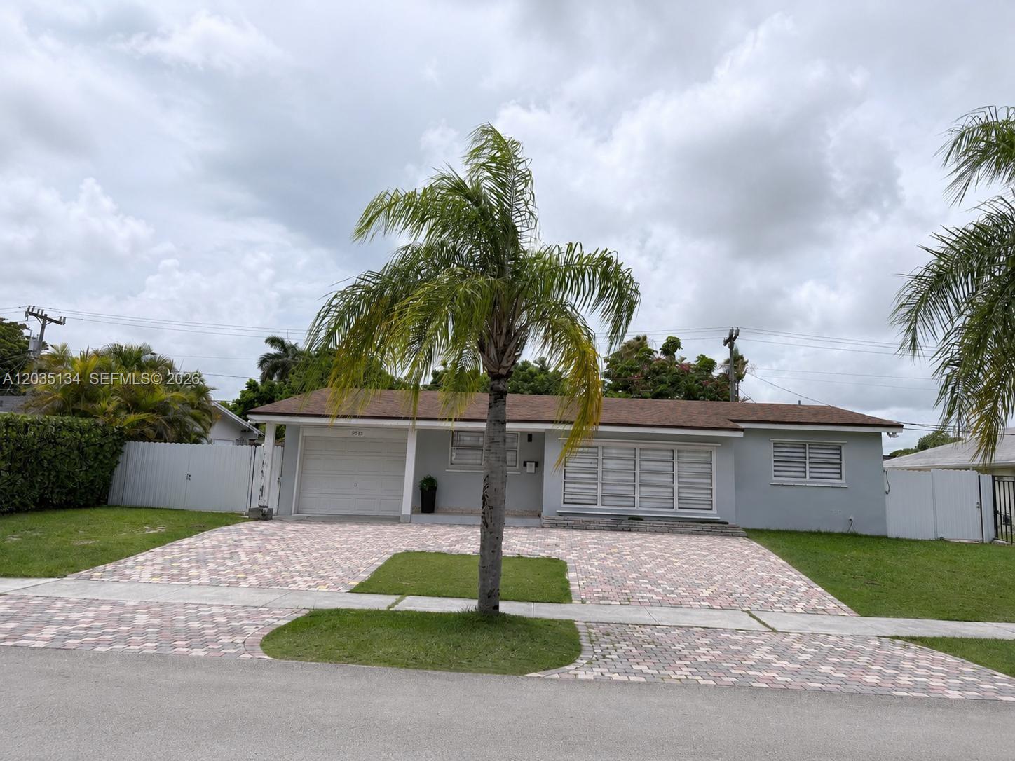 9515 Dominican Dr, Cutler Bay FL 33189
