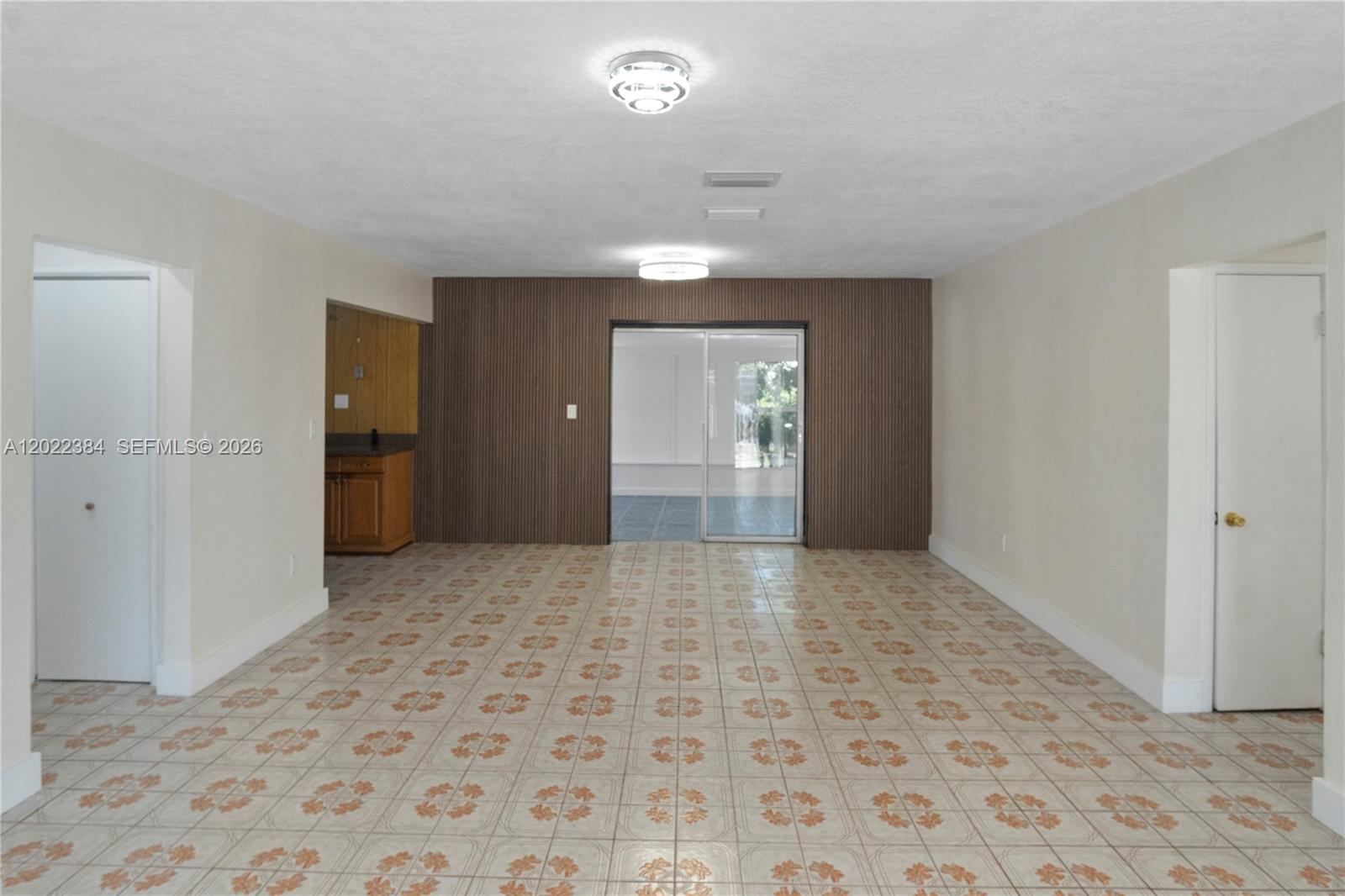 1075 NW 127th St — Photo 5