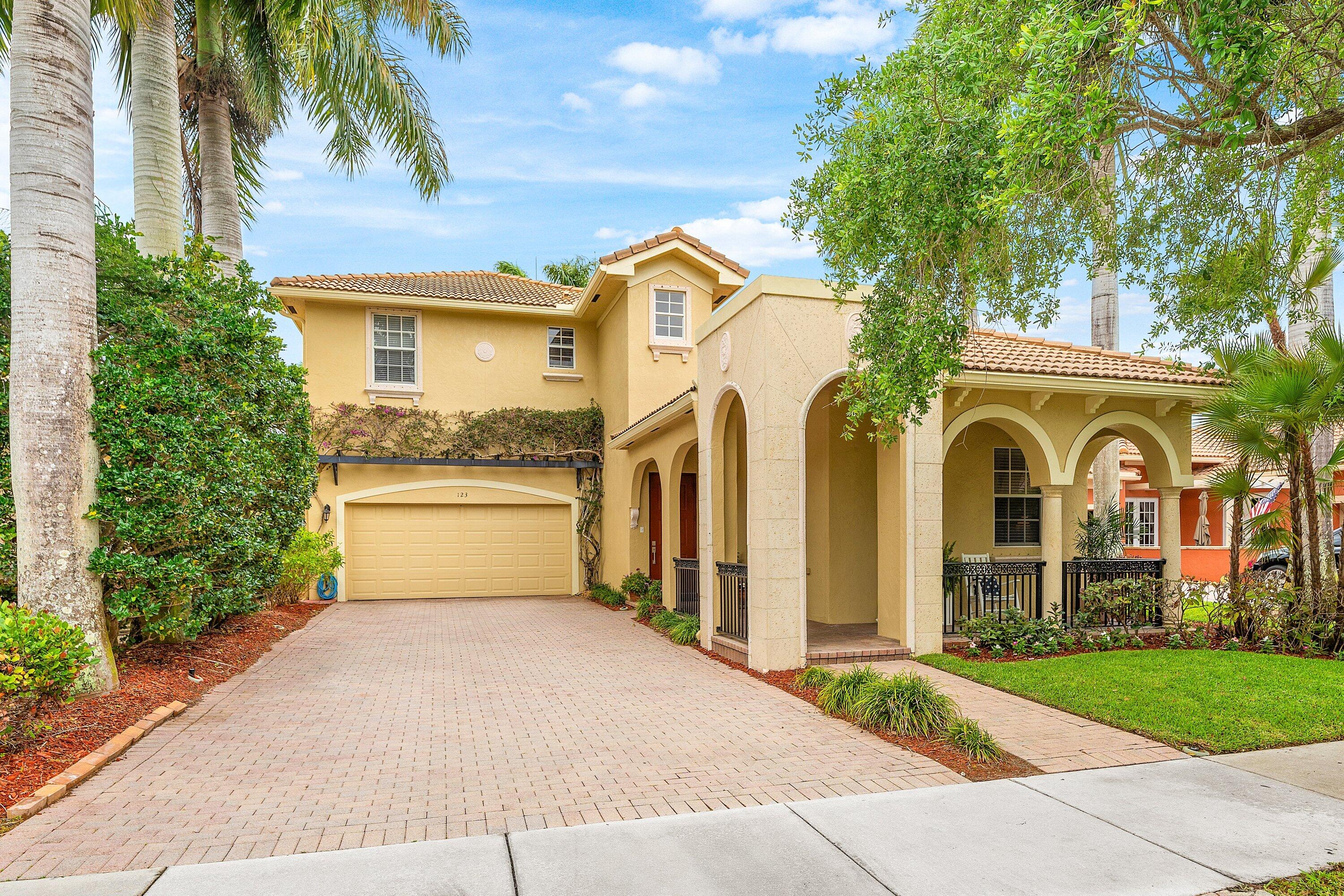 123 Via Castilla, Jupiter FL 33458