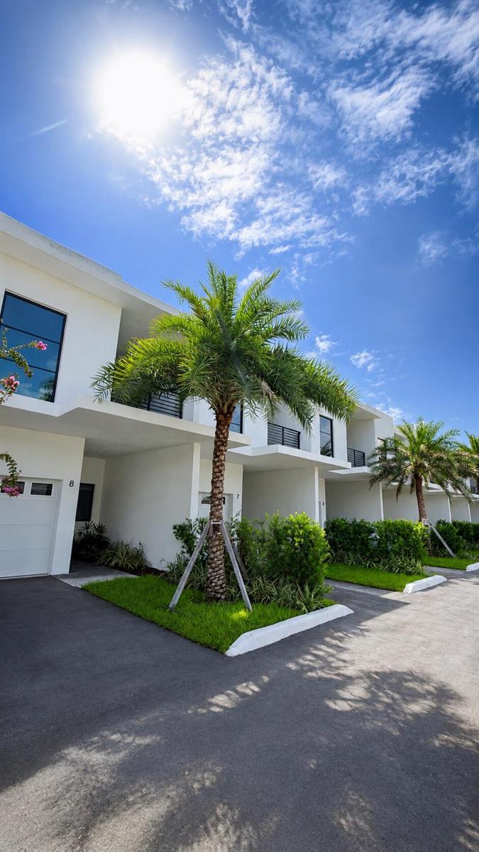 2511 PIERCE Street # 3, Hollywood FL 33020