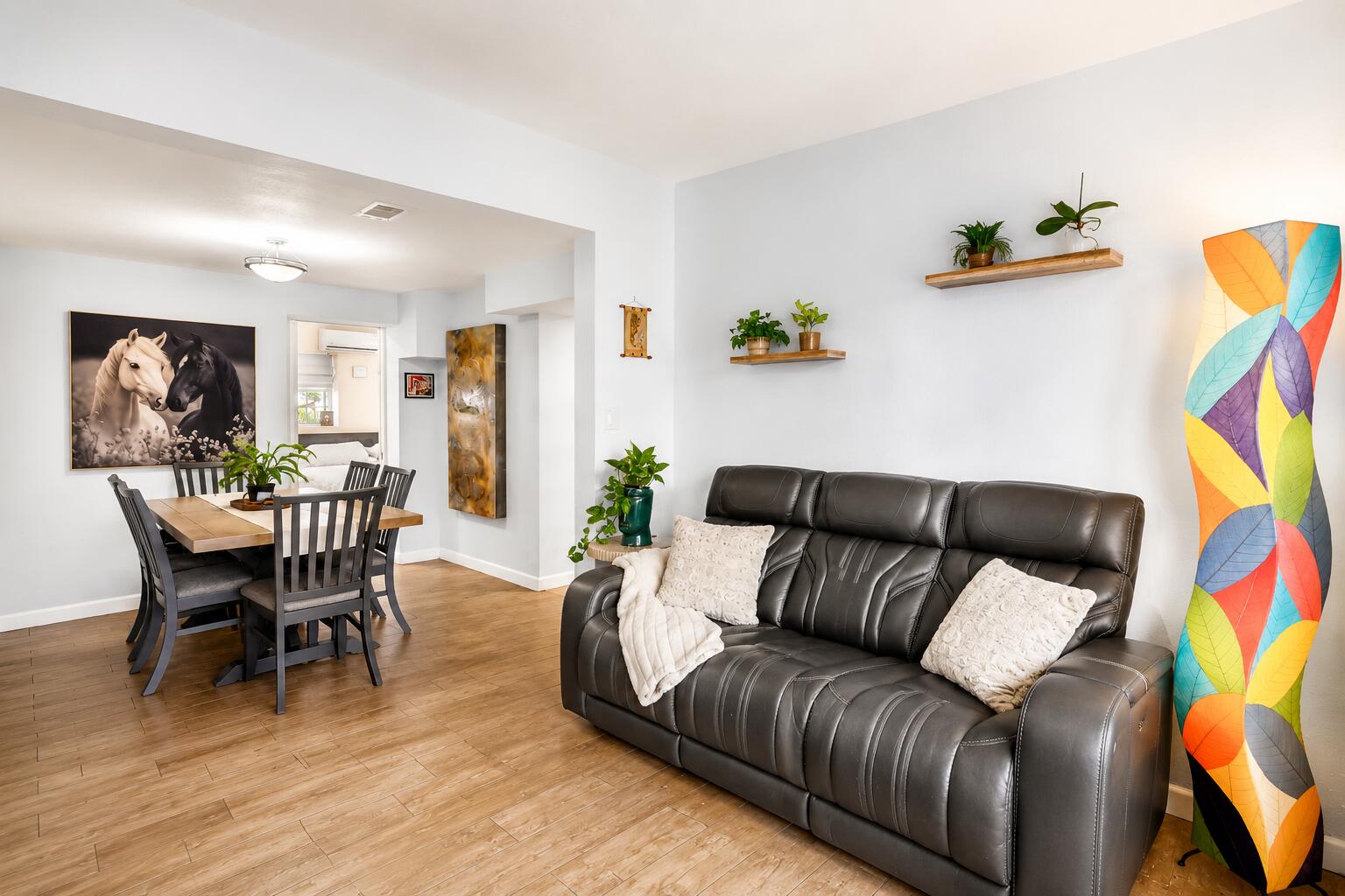 404 S 62nd Terrace — Photo 3