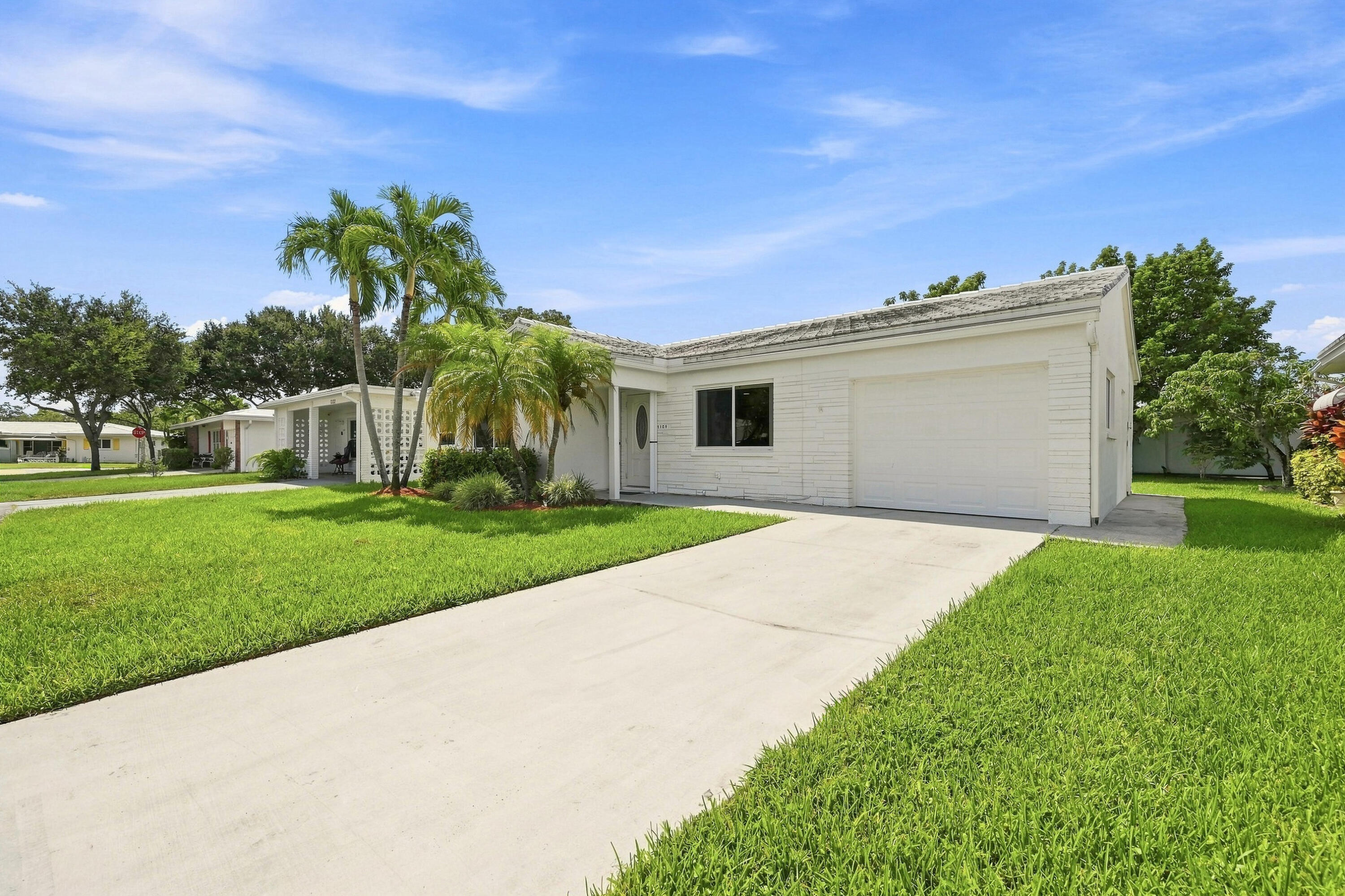 7104 NW 70TH Court — Photo 5