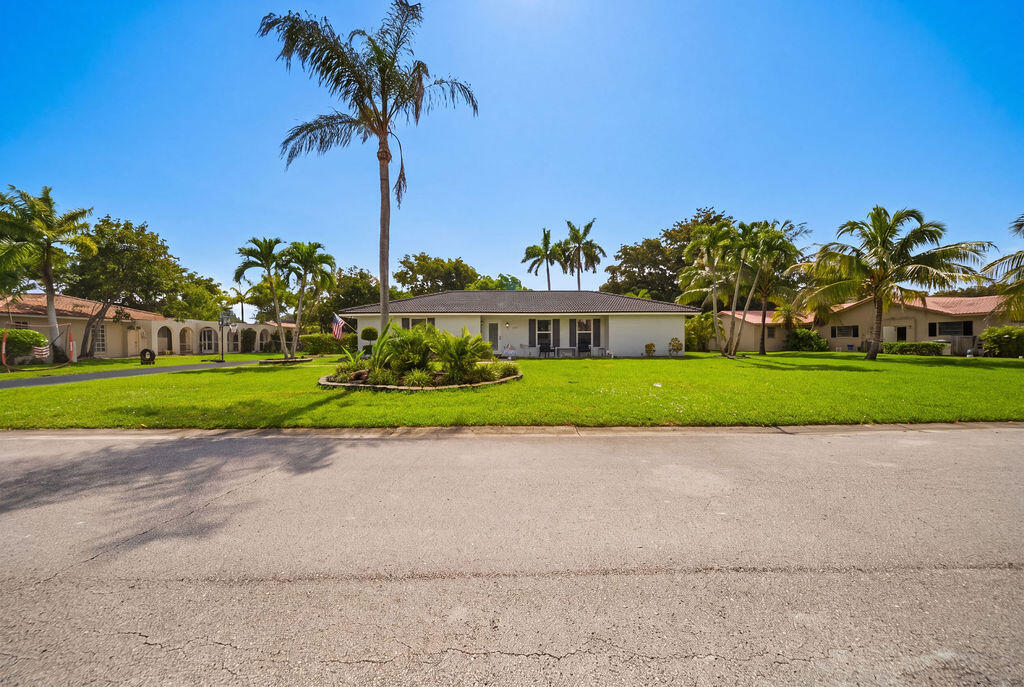 2651 NW 107th Avenue, Coral Springs FL 33065