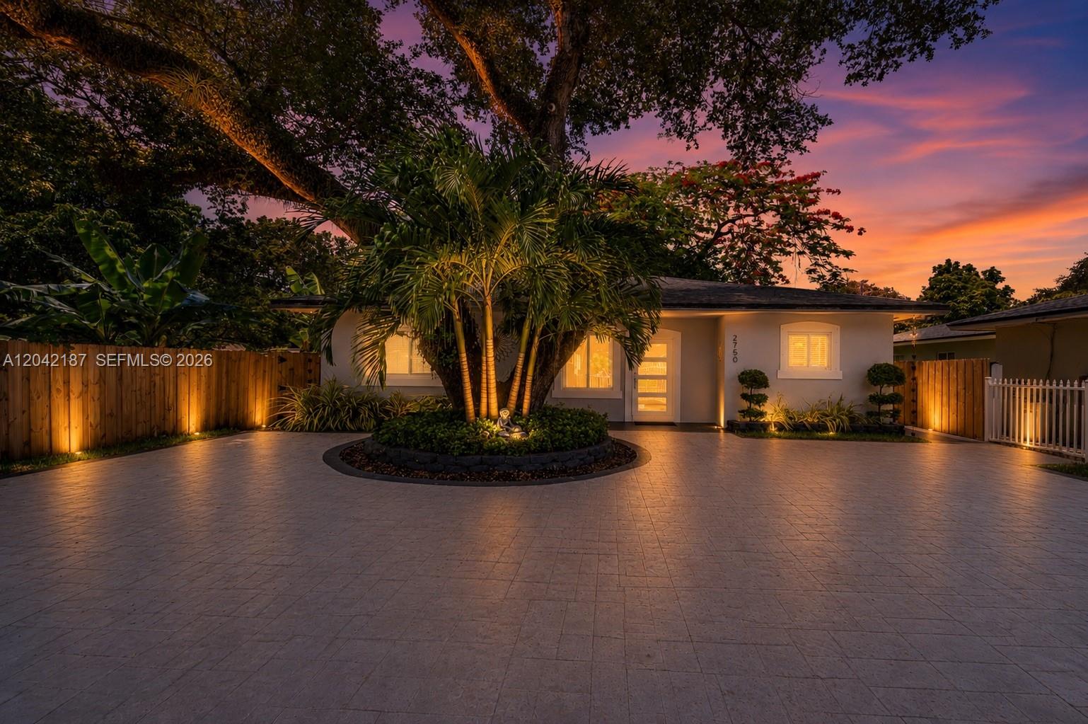 2750 NW 170th St, Miami Gardens FL 33056