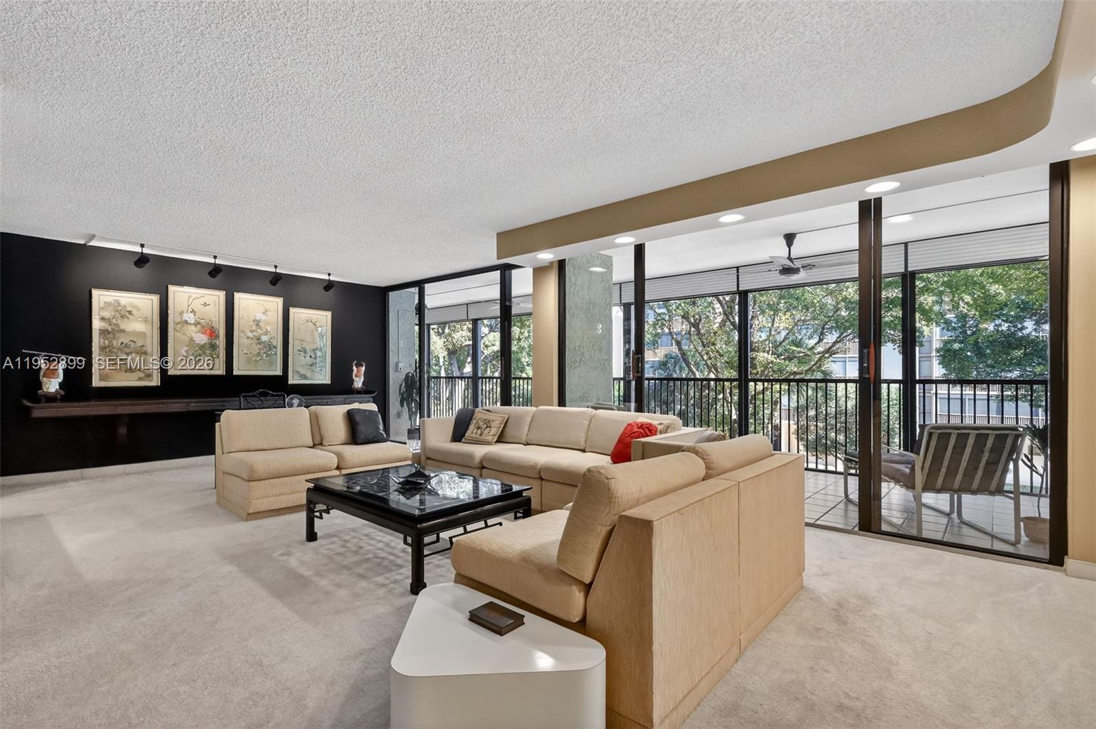2810 N 46th Ave # F463 — Photo 2