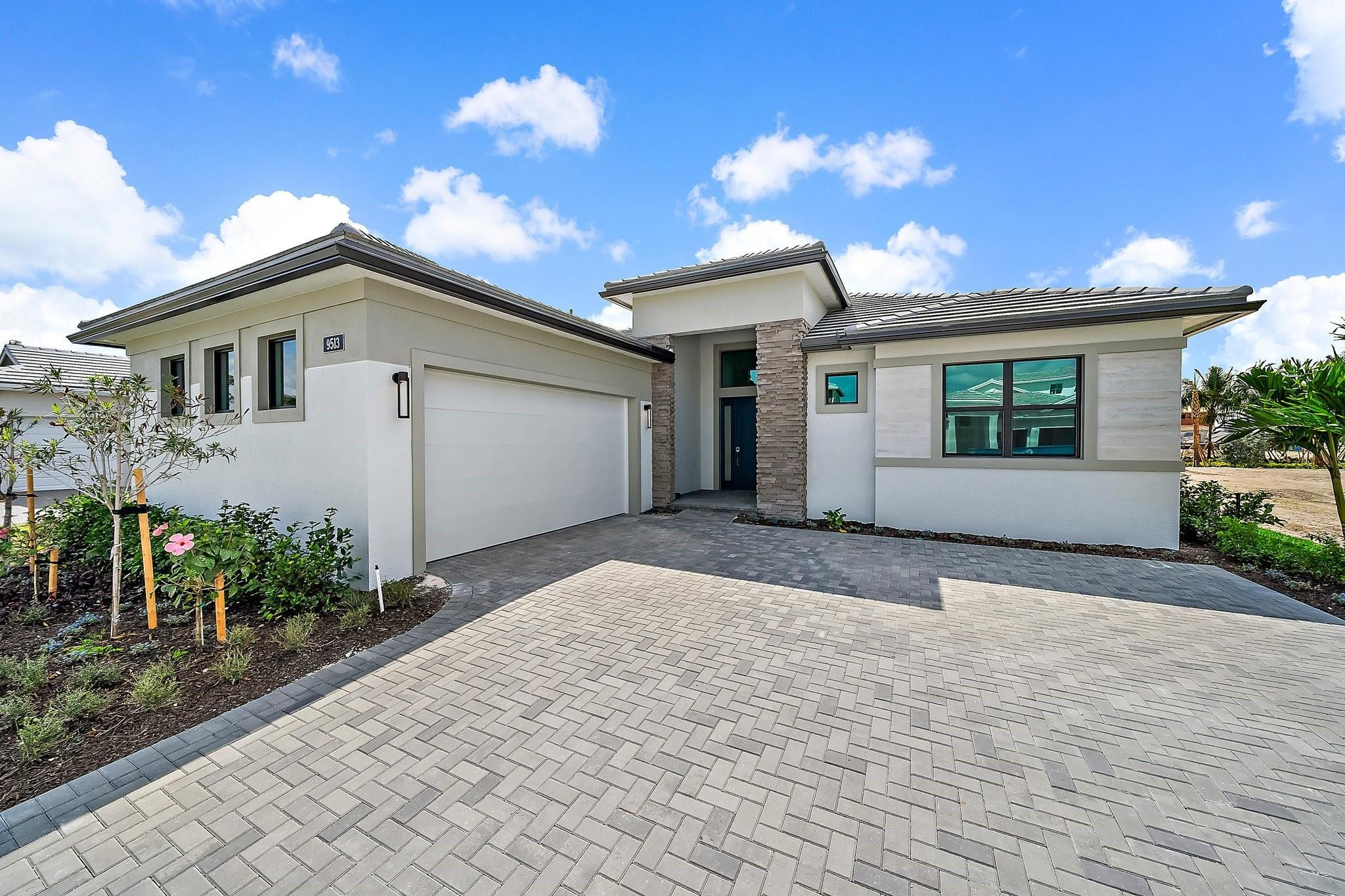9513 St Germain Drive, Palm Beach Gardens FL 33412