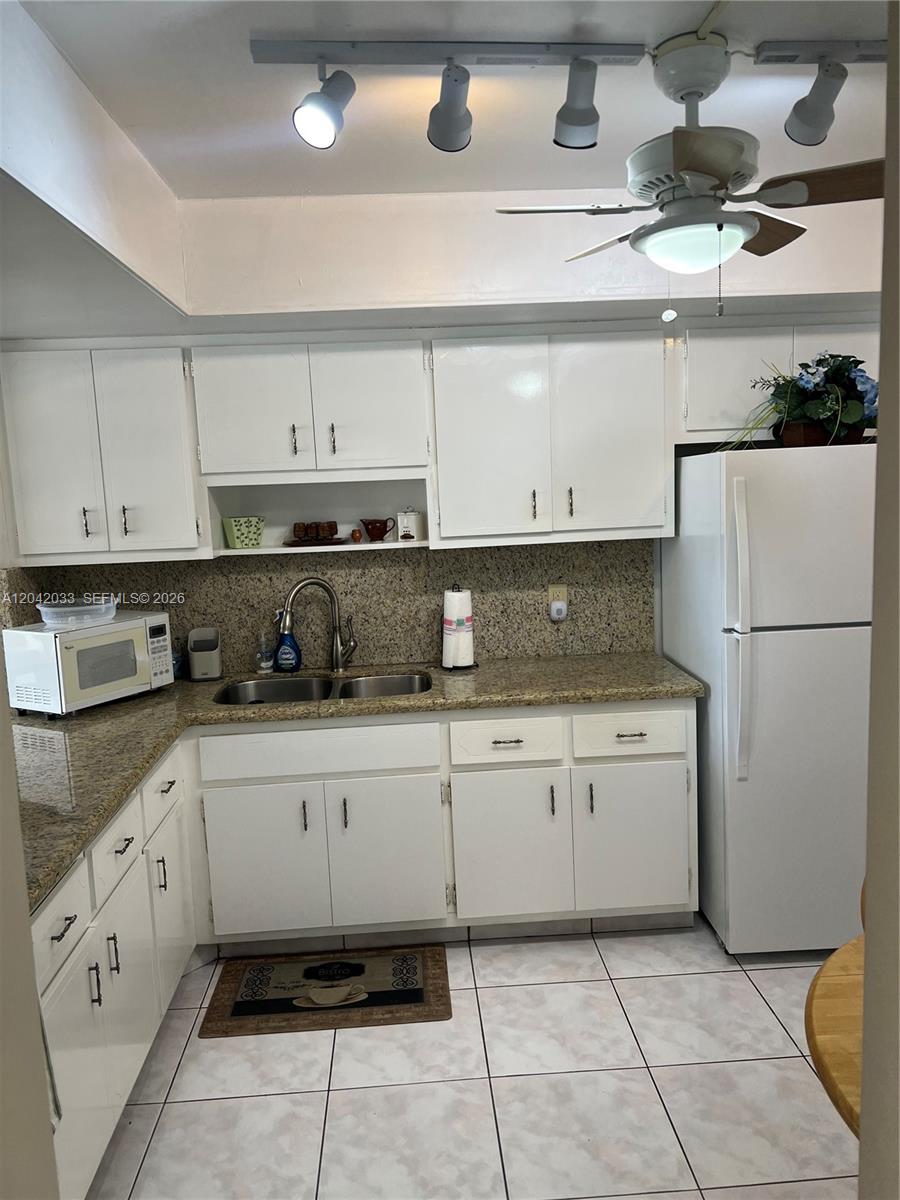 1351 NE Miami Gardens Dr # 222E, Miami FL 33179