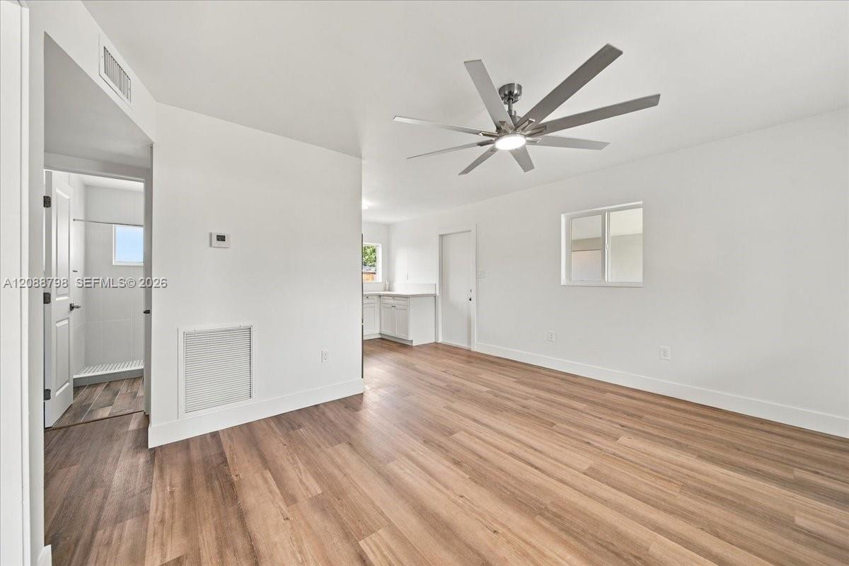 6510 SW 20th Ct — Photo 4