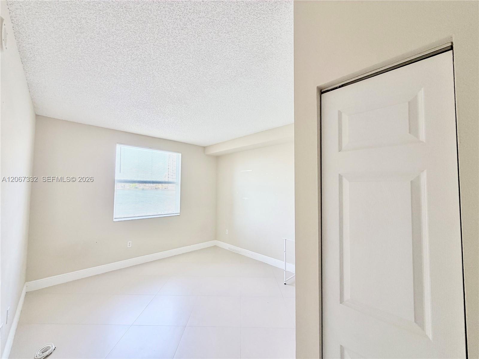 17100 N Bay Rd # 1105 View 13