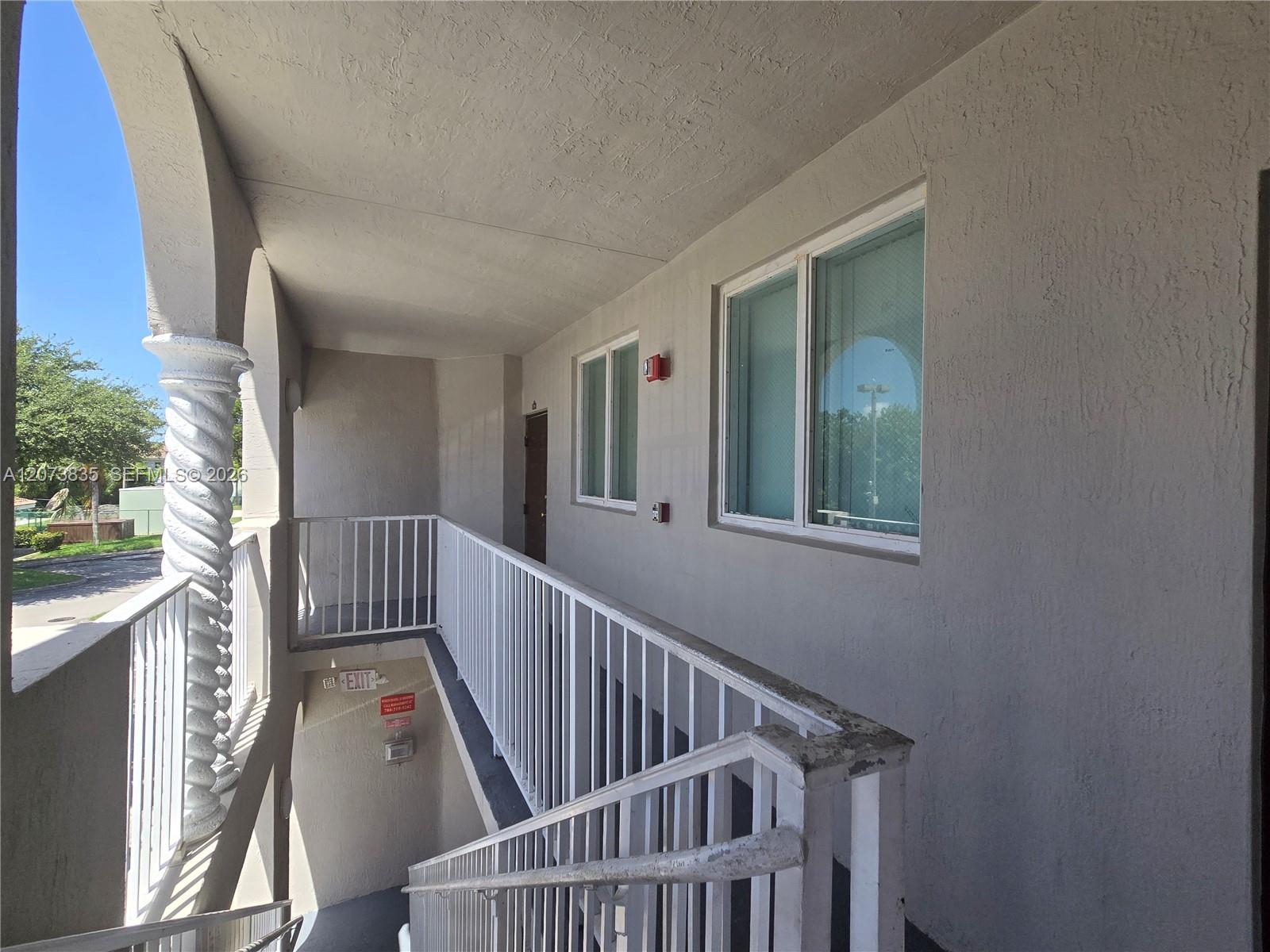 1661 SE 29th Ct # 200 — Photo 2