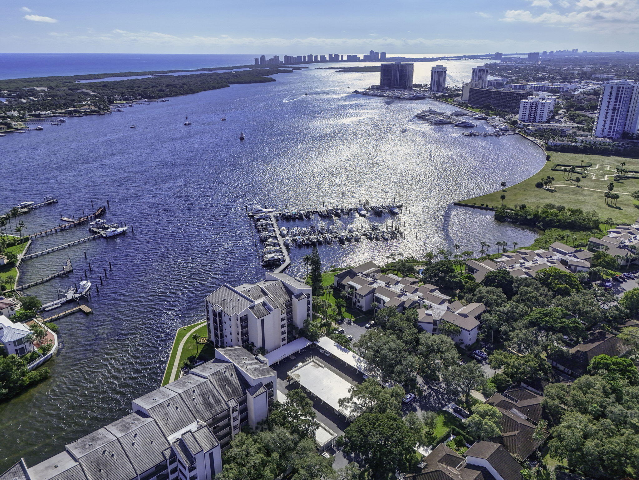 11390 Twelve Oaks Way # 420, North Palm Beach FL 33408