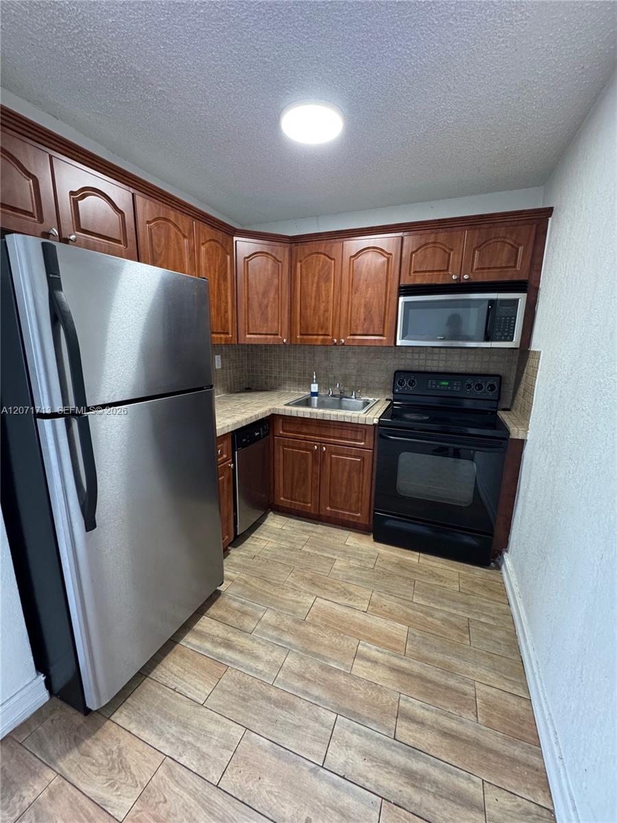 444 SW 4th St # 402 View 5