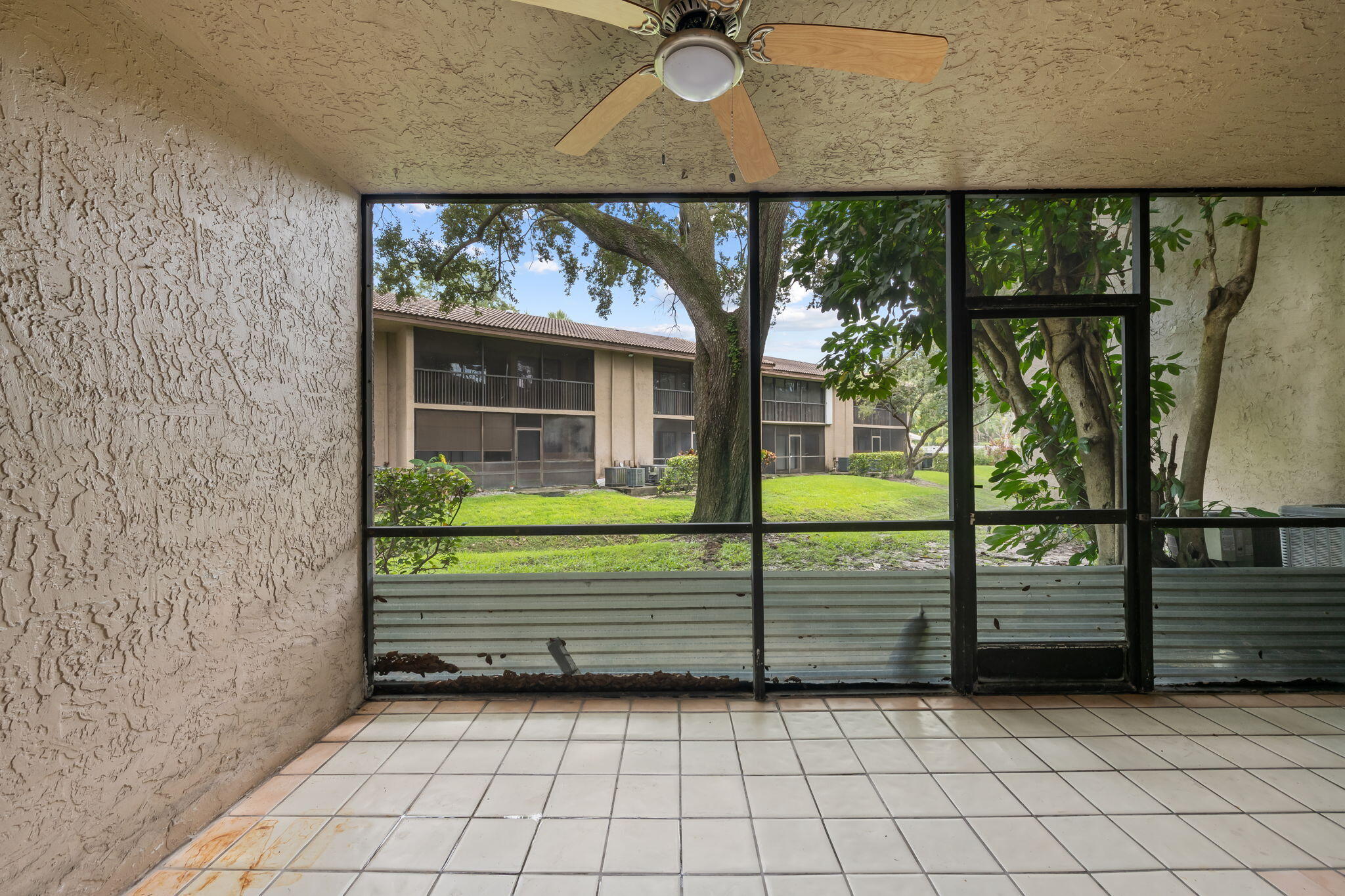 9503 NW 2ND Place # B — Photo 4