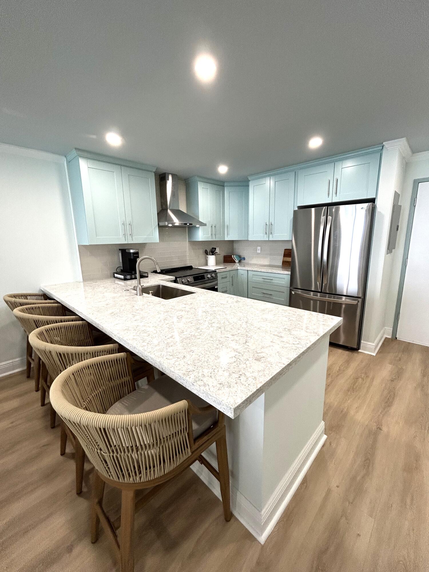 400 N Surf Road # 1105, Hollywood FL 33019
