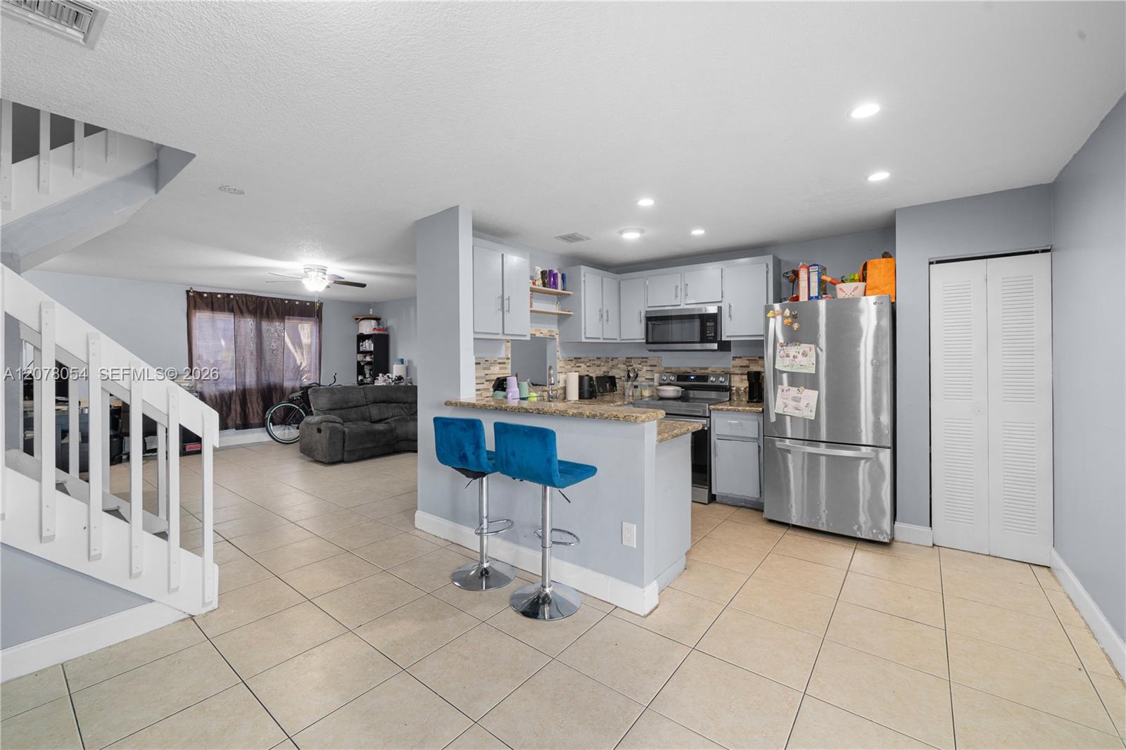 1293 Sussex Dr — Photo 3
