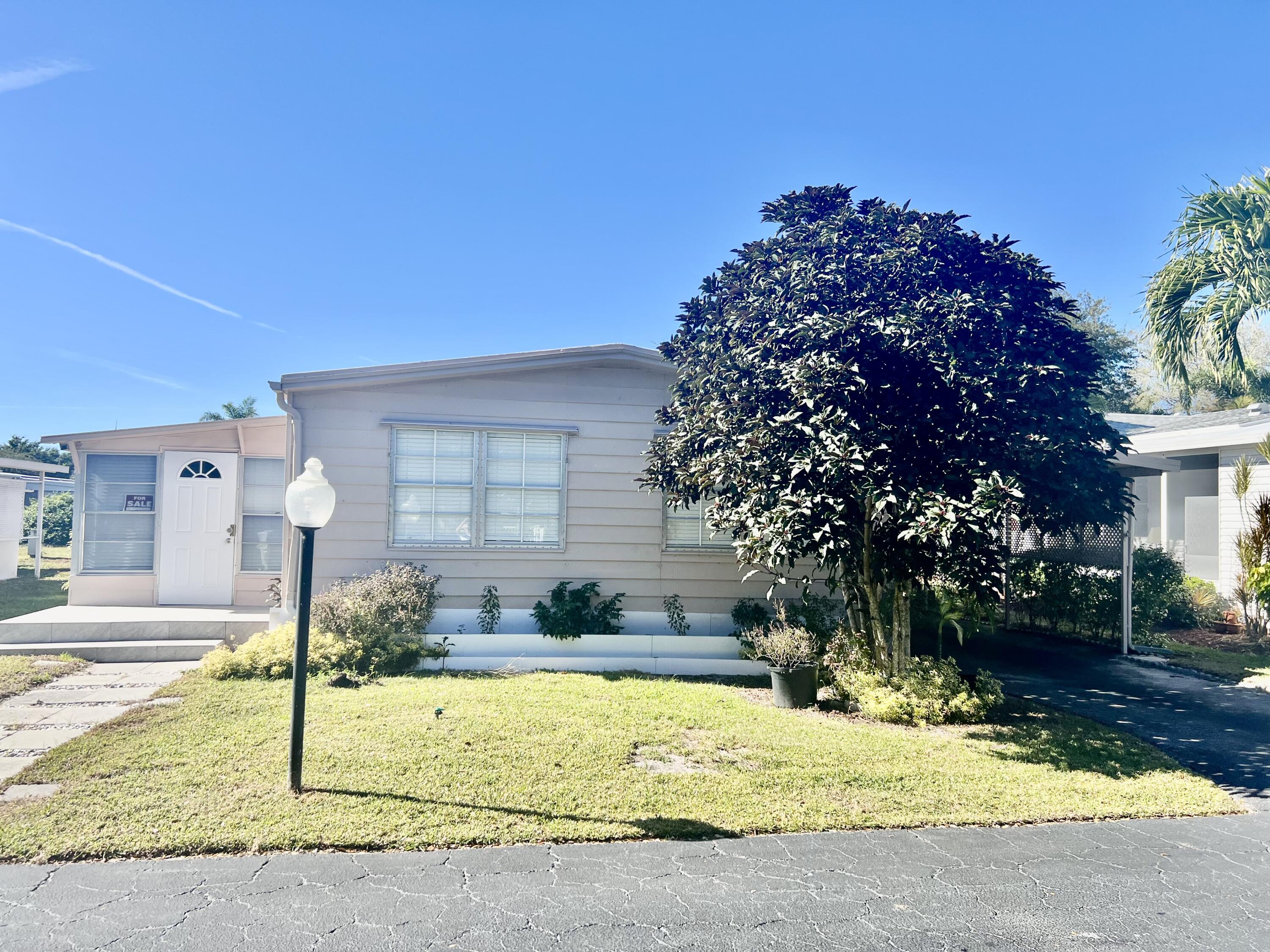 6741 NW 44th Way Lot 11, Coconut Creek FL 33073